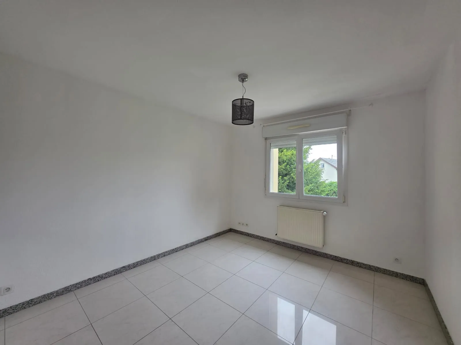 Vente d'un appartement spacieux de 80m² avec terrasse et garage à Brunstatt-Didenheim 