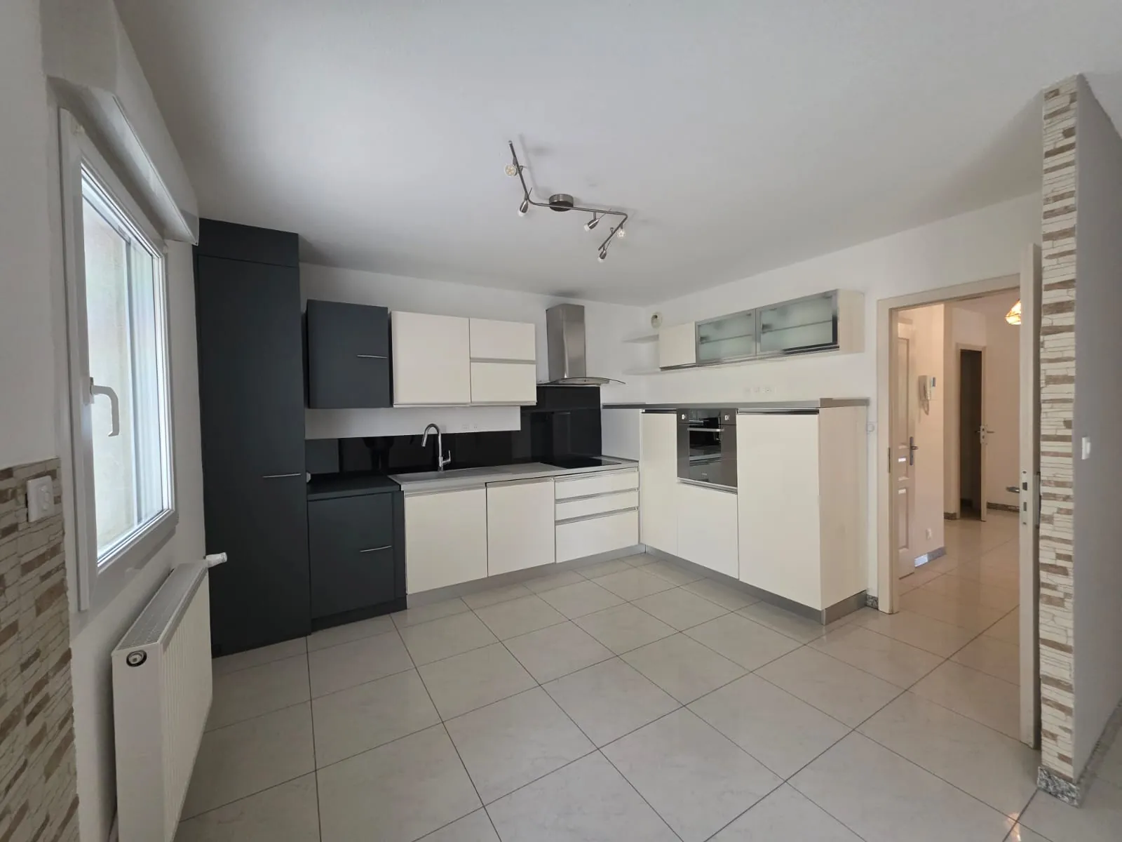 Vente d'un appartement spacieux de 80m² avec terrasse et garage à Brunstatt-Didenheim 