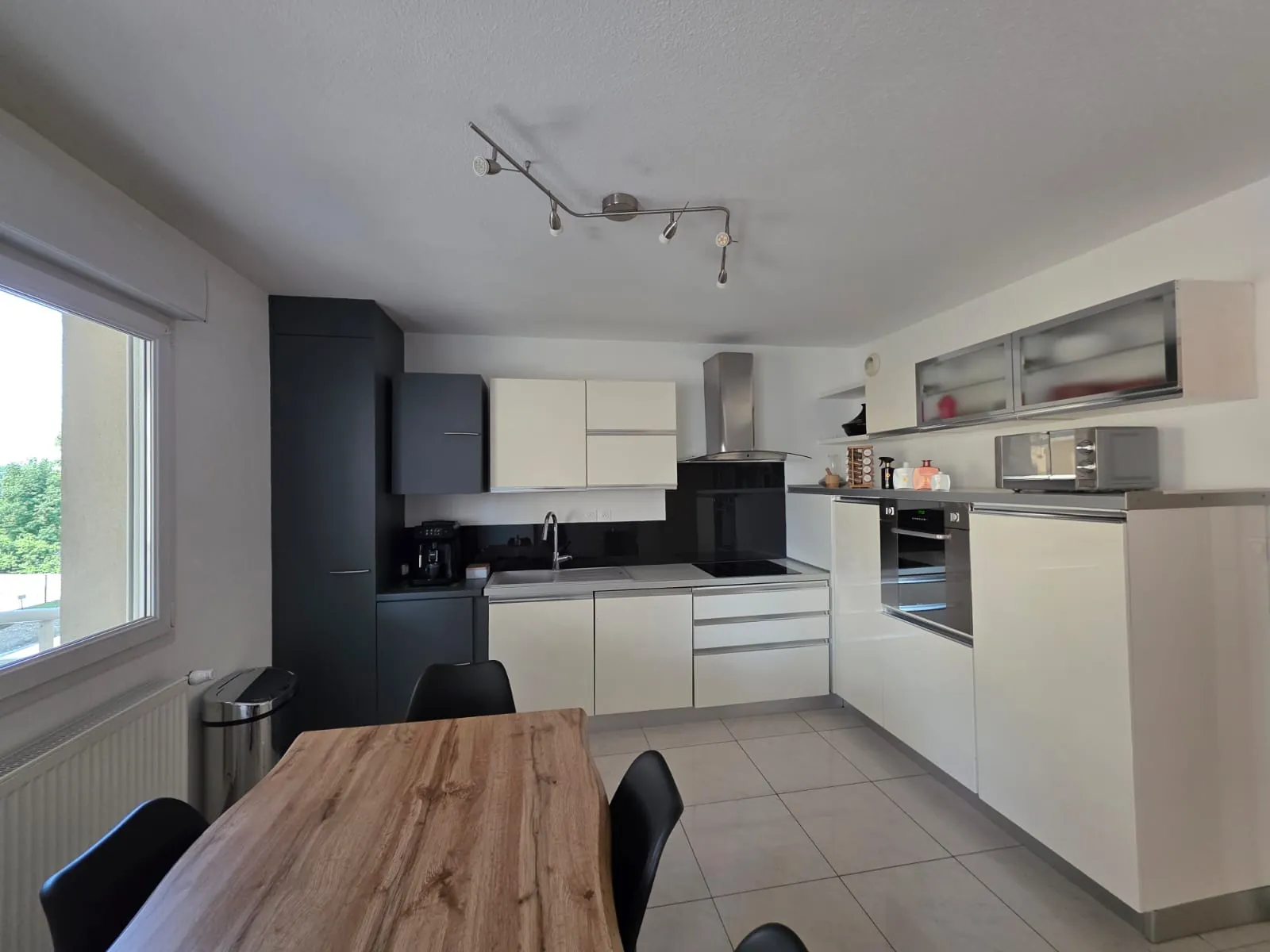 Vente d'un appartement spacieux de 80m² avec terrasse et garage à Brunstatt-Didenheim 