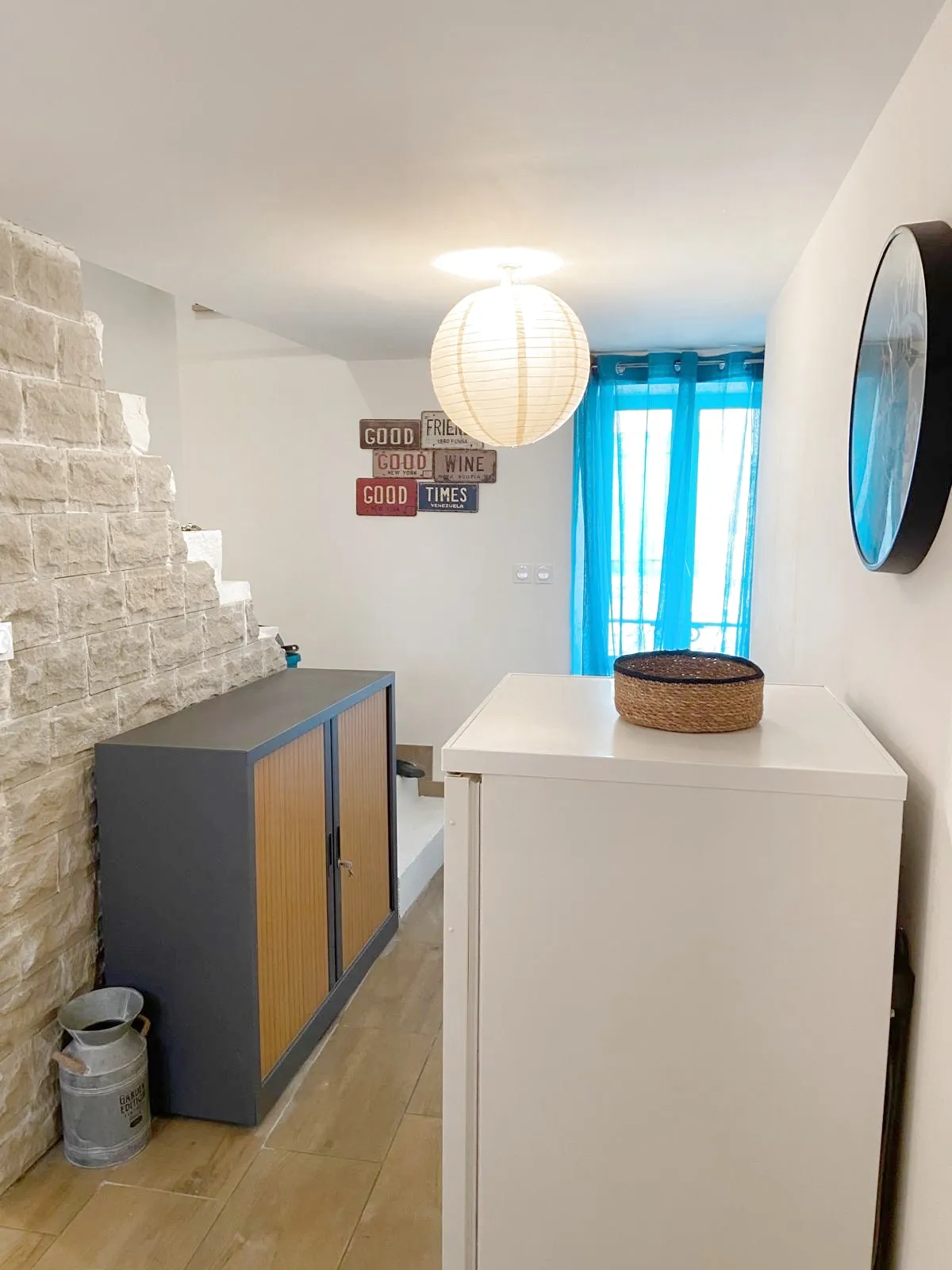 Investissez dans une maison de village avec 3 appartements meublés à Saint-Marcel-lès-Sauzet 