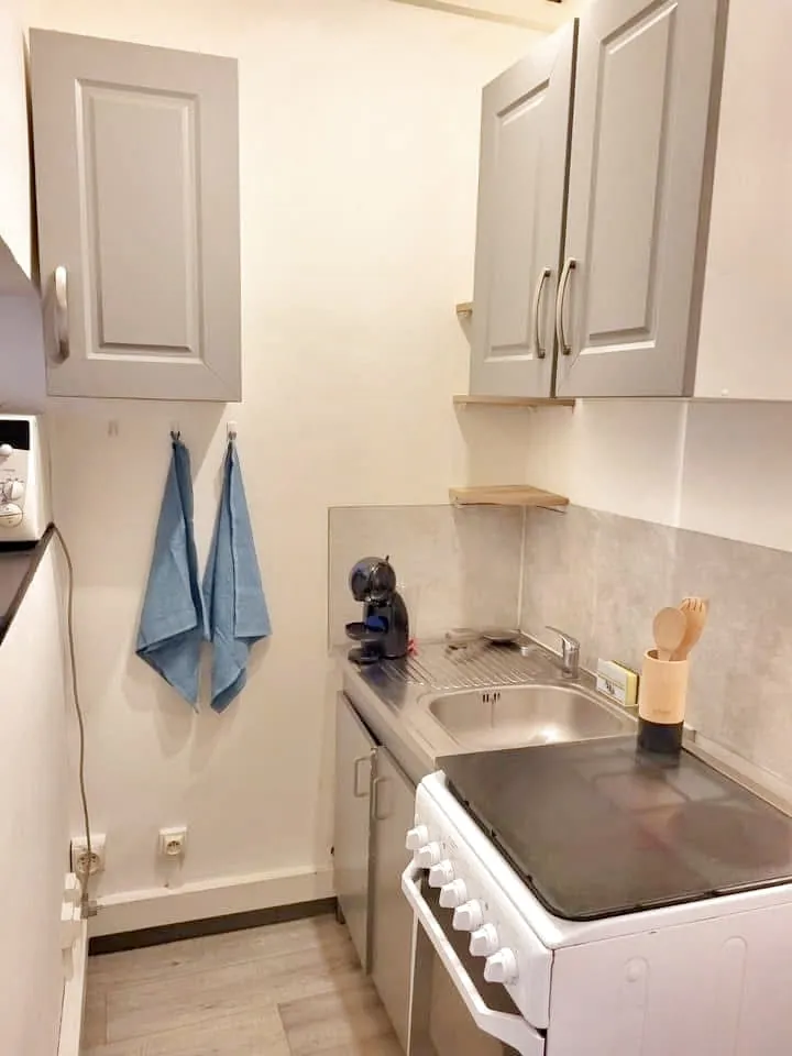 Investissez dans une maison de village avec 3 appartements meublés à Saint-Marcel-lès-Sauzet 