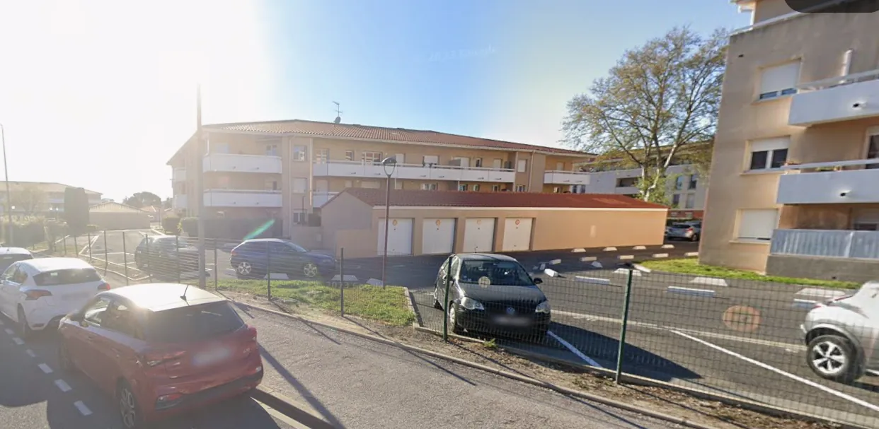 Bel appartement T2 de 55m² avec terrasse et parking à Saint-Estève 