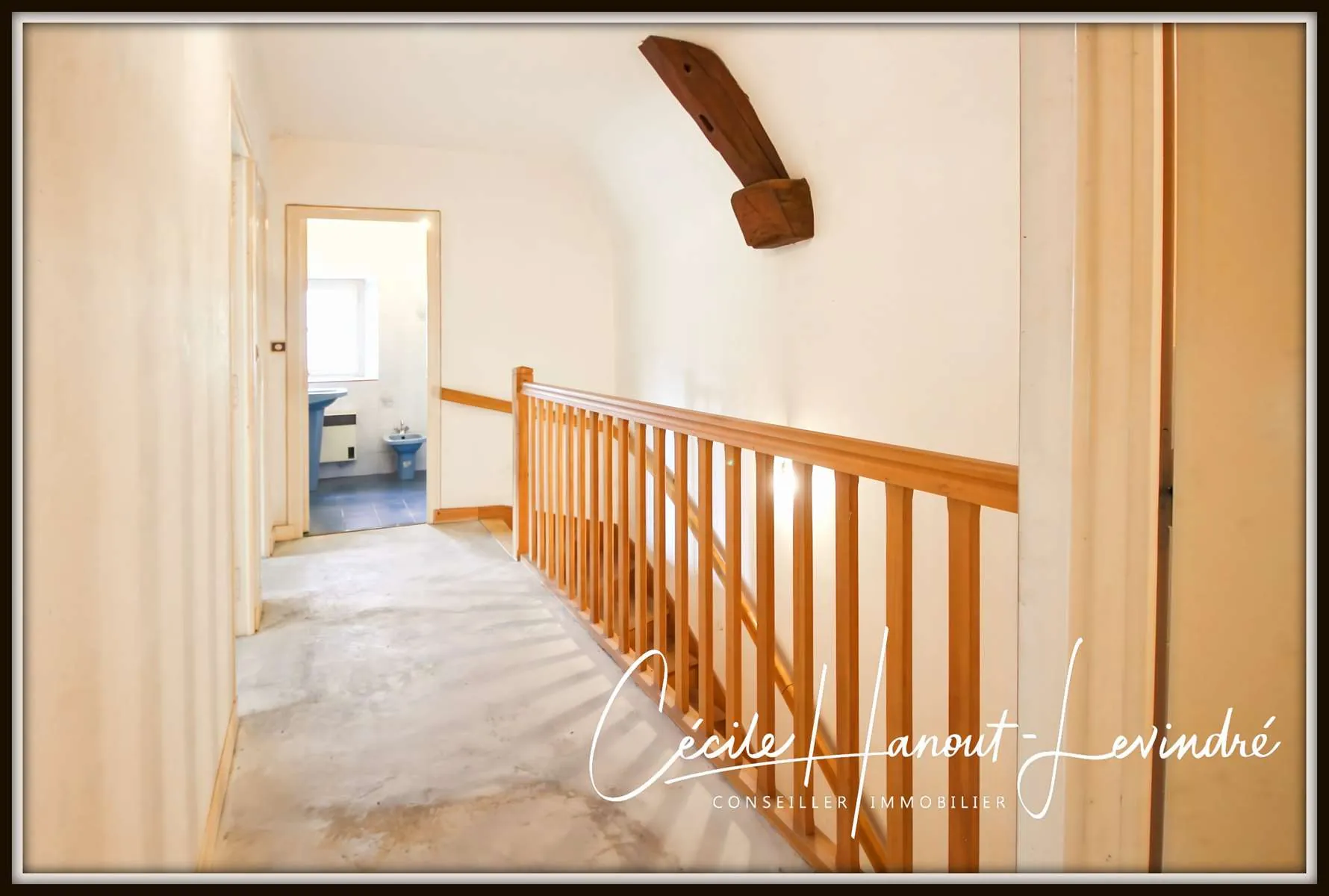 Maison en pierre à restaurer à Montanel - 107 m², terrain 2420 m², garage, campagne 