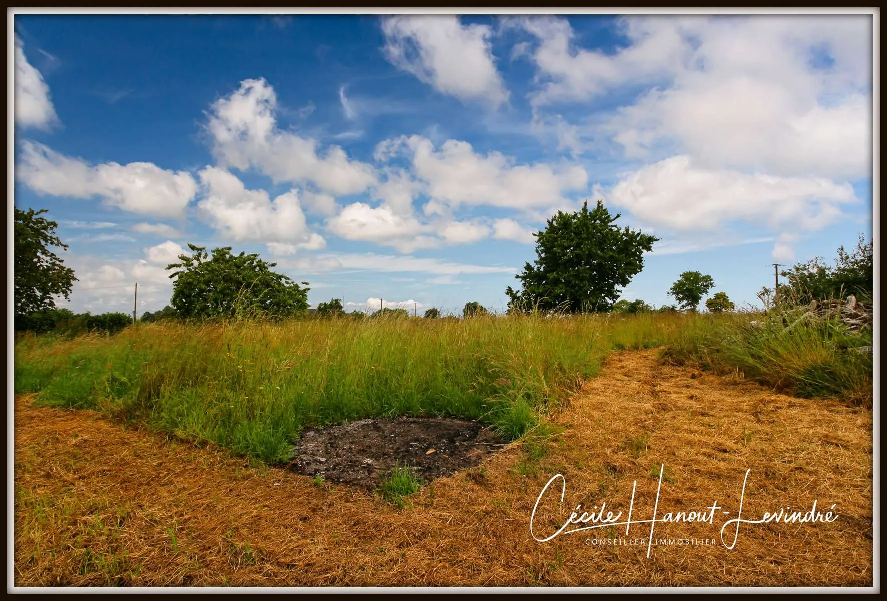 Maison en pierre à restaurer à Montanel - 107 m², terrain 2420 m², garage, campagne 