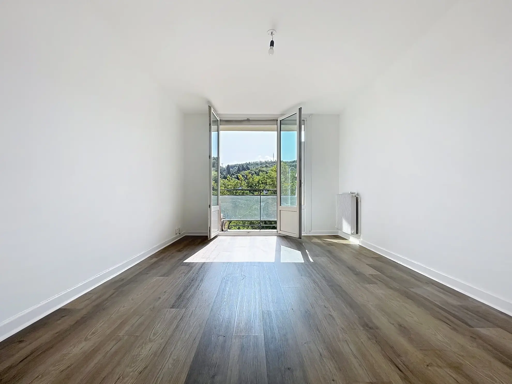 Appartement T3 à Saint-Étienne - Balcon, Cave, Stationnement - Secteur Très Bien Desservi 