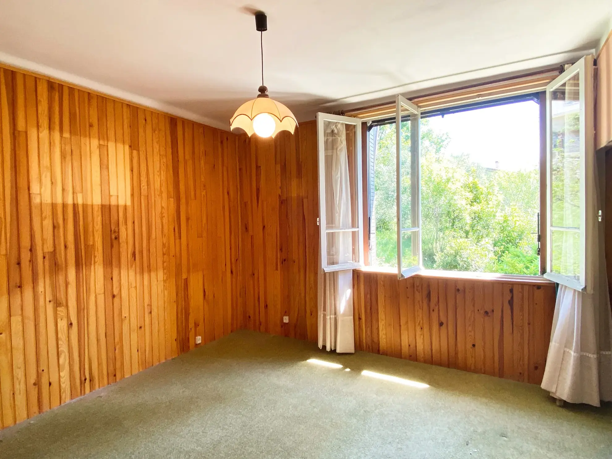 Maison individuelle de 134 m² avec terrain de 1098 m² à Aubenas 