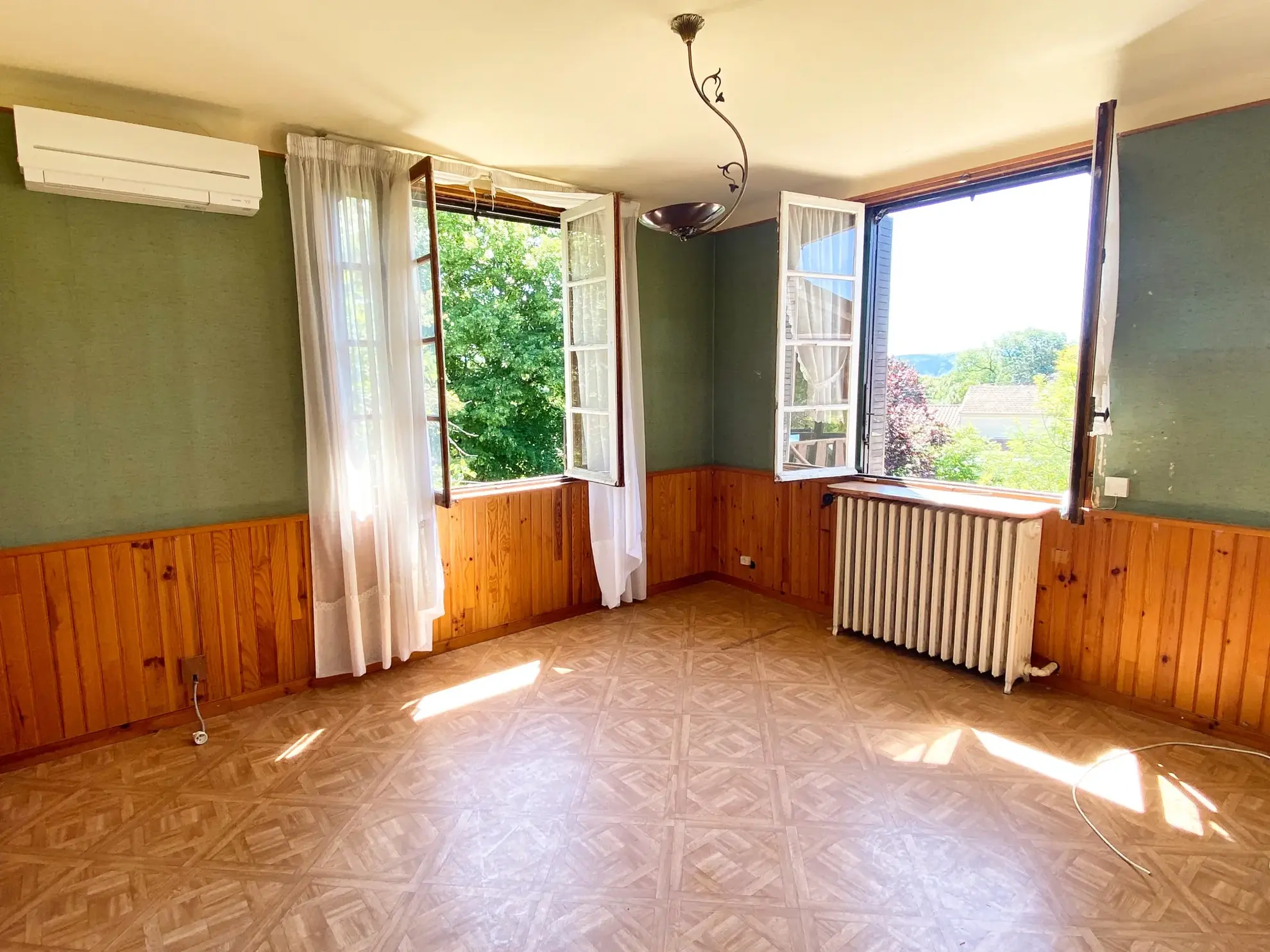 Maison individuelle de 134 m² avec terrain de 1098 m² à Aubenas 