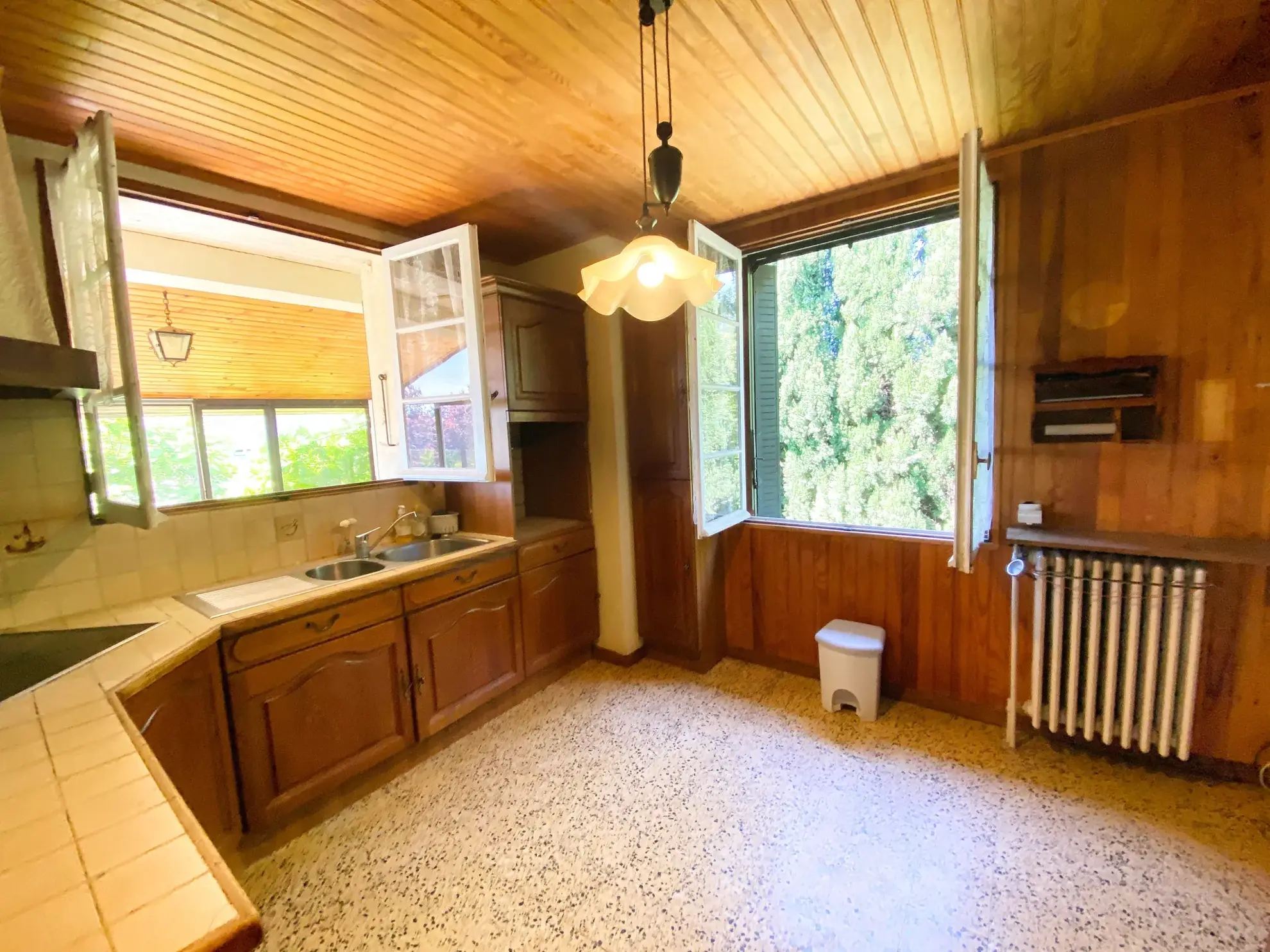 Maison individuelle de 134 m² avec terrain de 1098 m² à Aubenas 