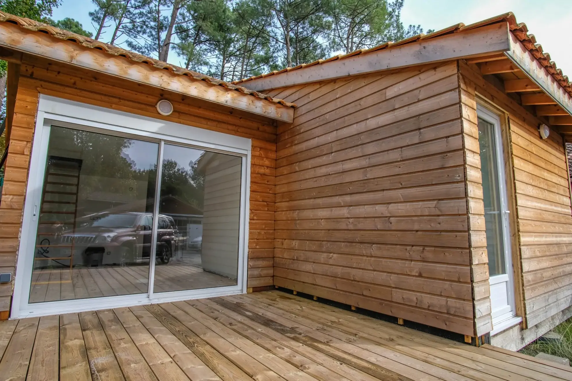 Charmant chalet à Gujan-Mestras avec deux logements et haute rentabilité 