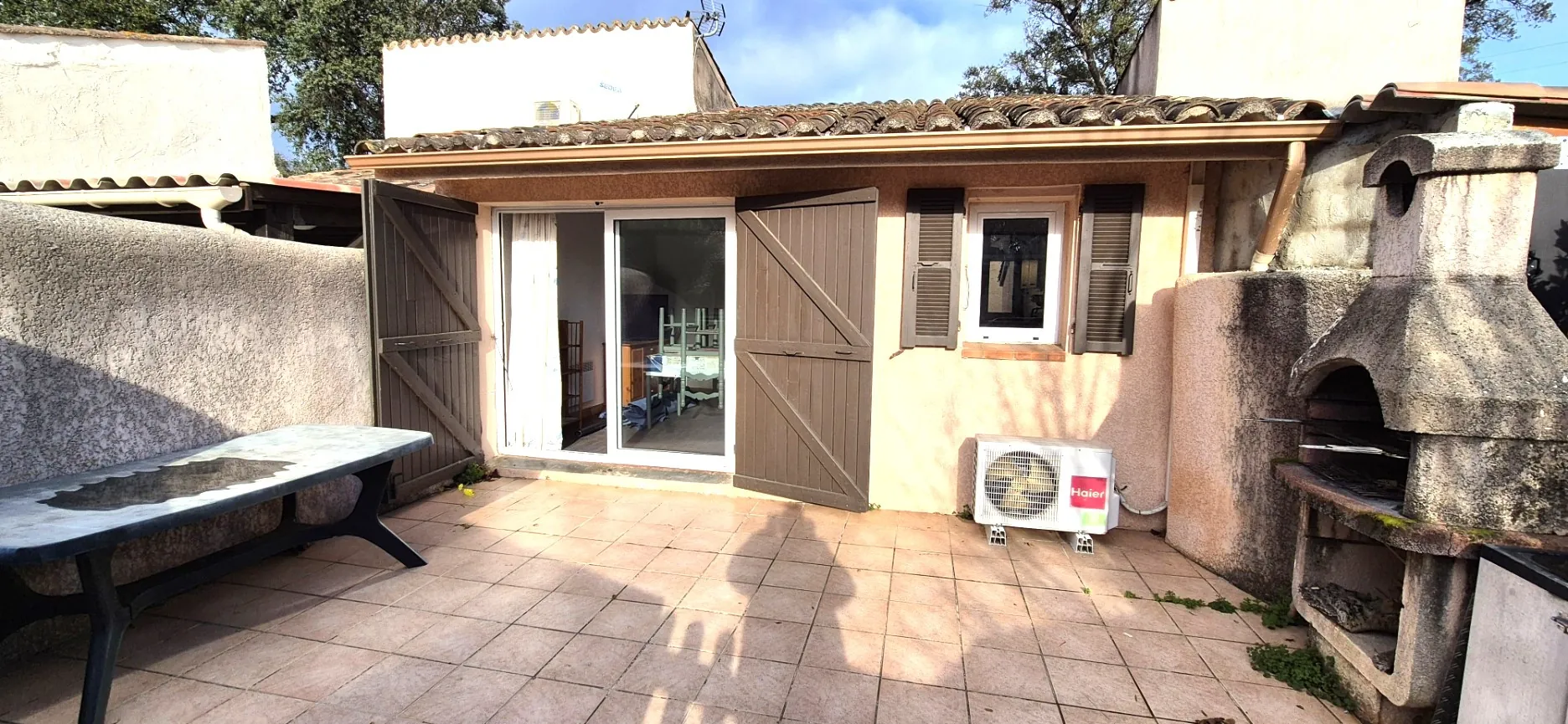 Villa T3 avec Terrasse, Piscine et Accès Plage à Moriani Plage