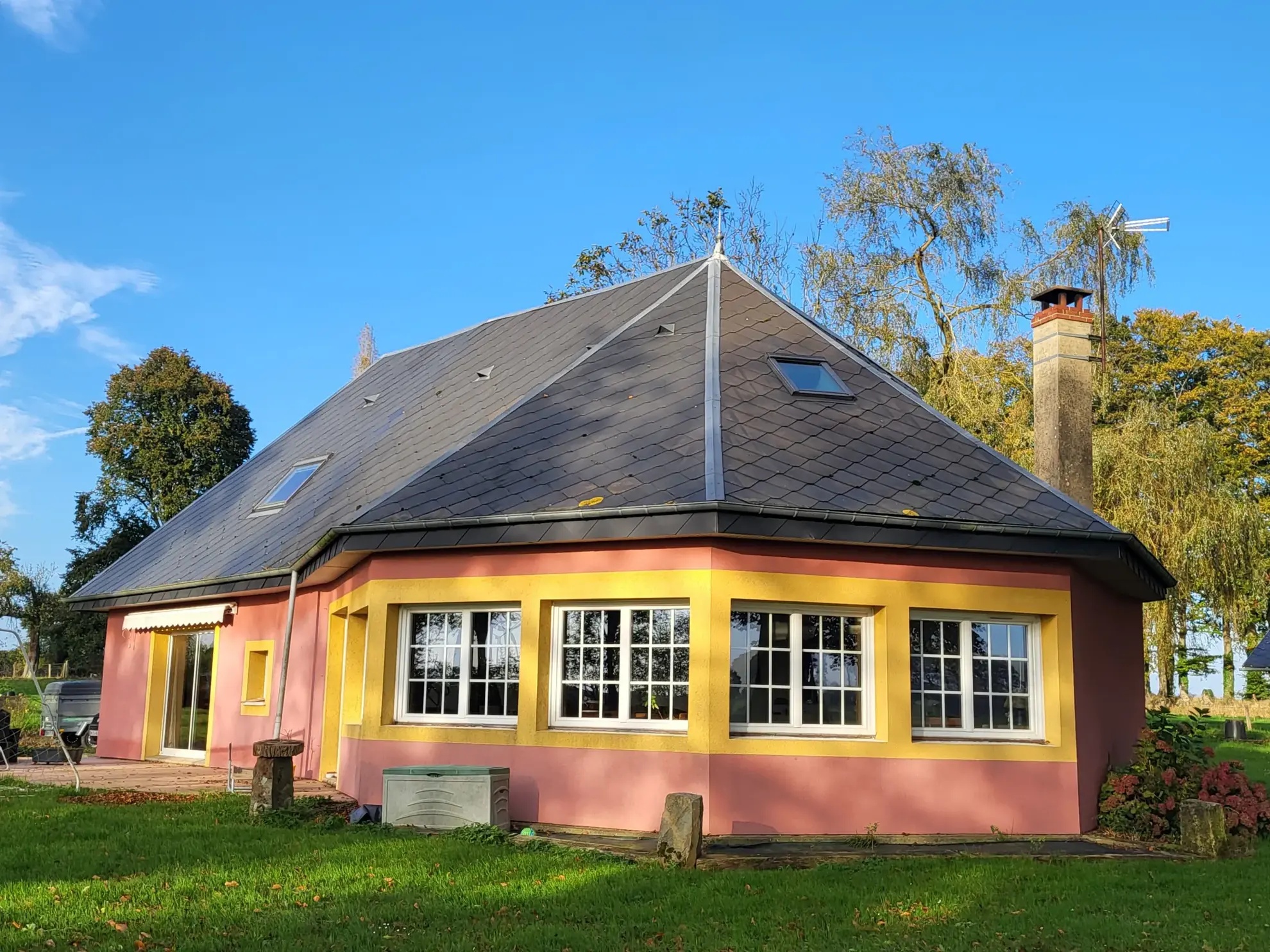Maison de campagne de 175 m² avec dépendance et garage près de Fauville en Caux à vendre