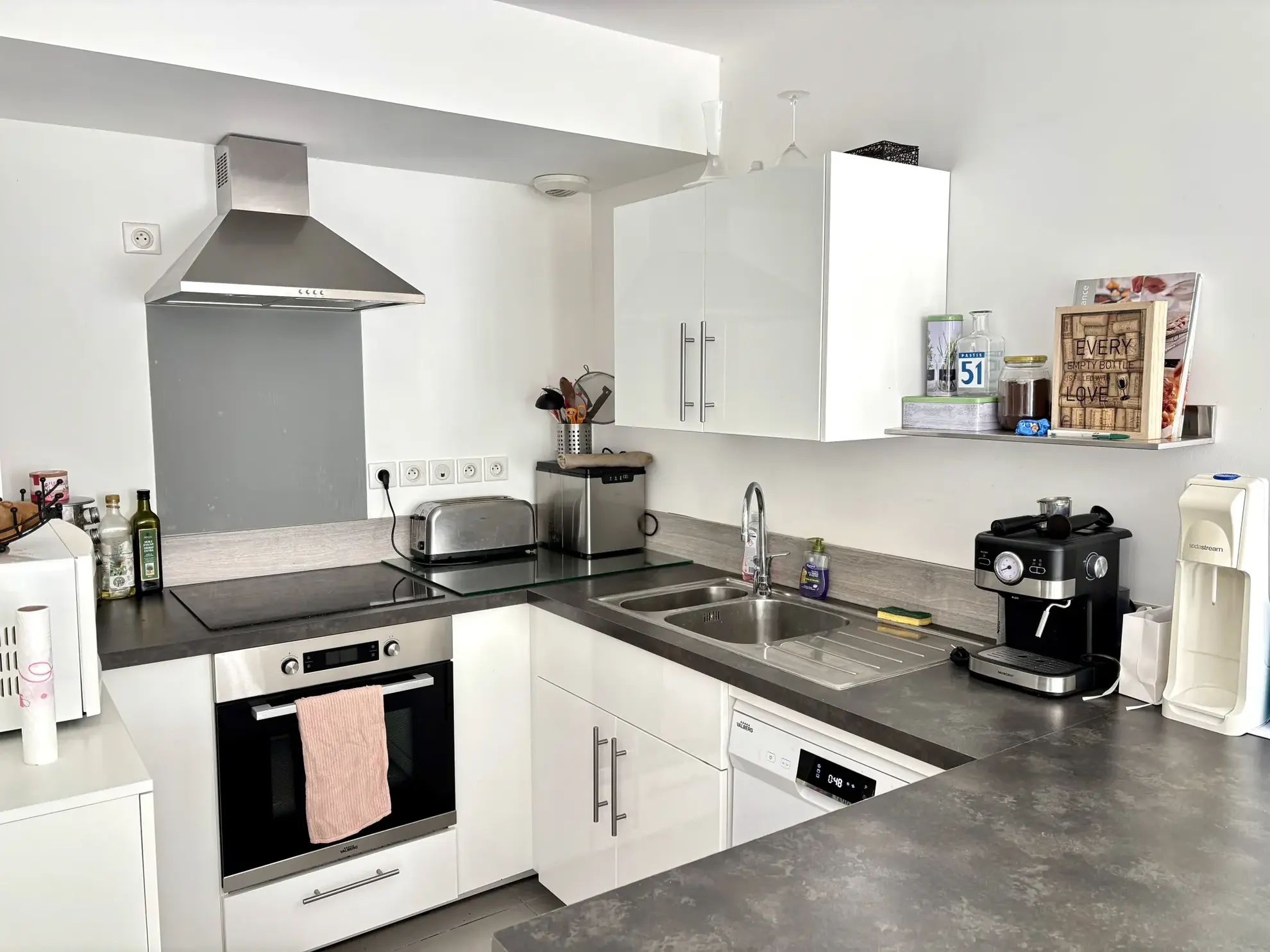 Appartement T3 en Rez-de-Jardin à Baillargues avec Grand Extérieur et Parking 