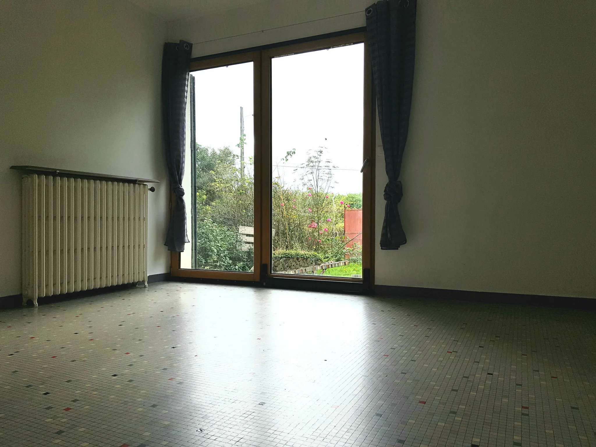 Maison individuelle de 151 m² avec terrain de 2148 m² proche Nevers 