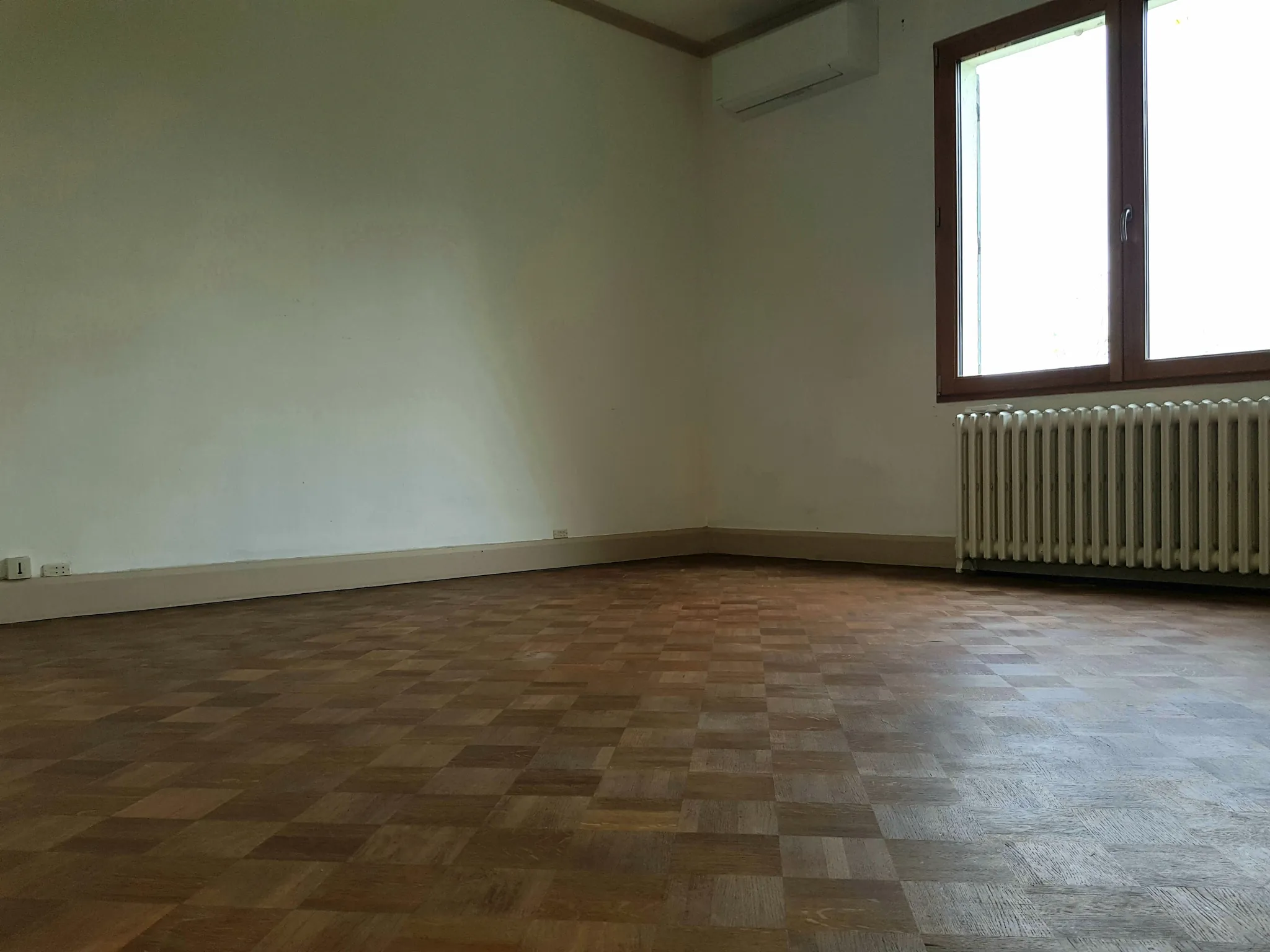 Maison individuelle de 151 m² avec terrain de 2148 m² proche Nevers 