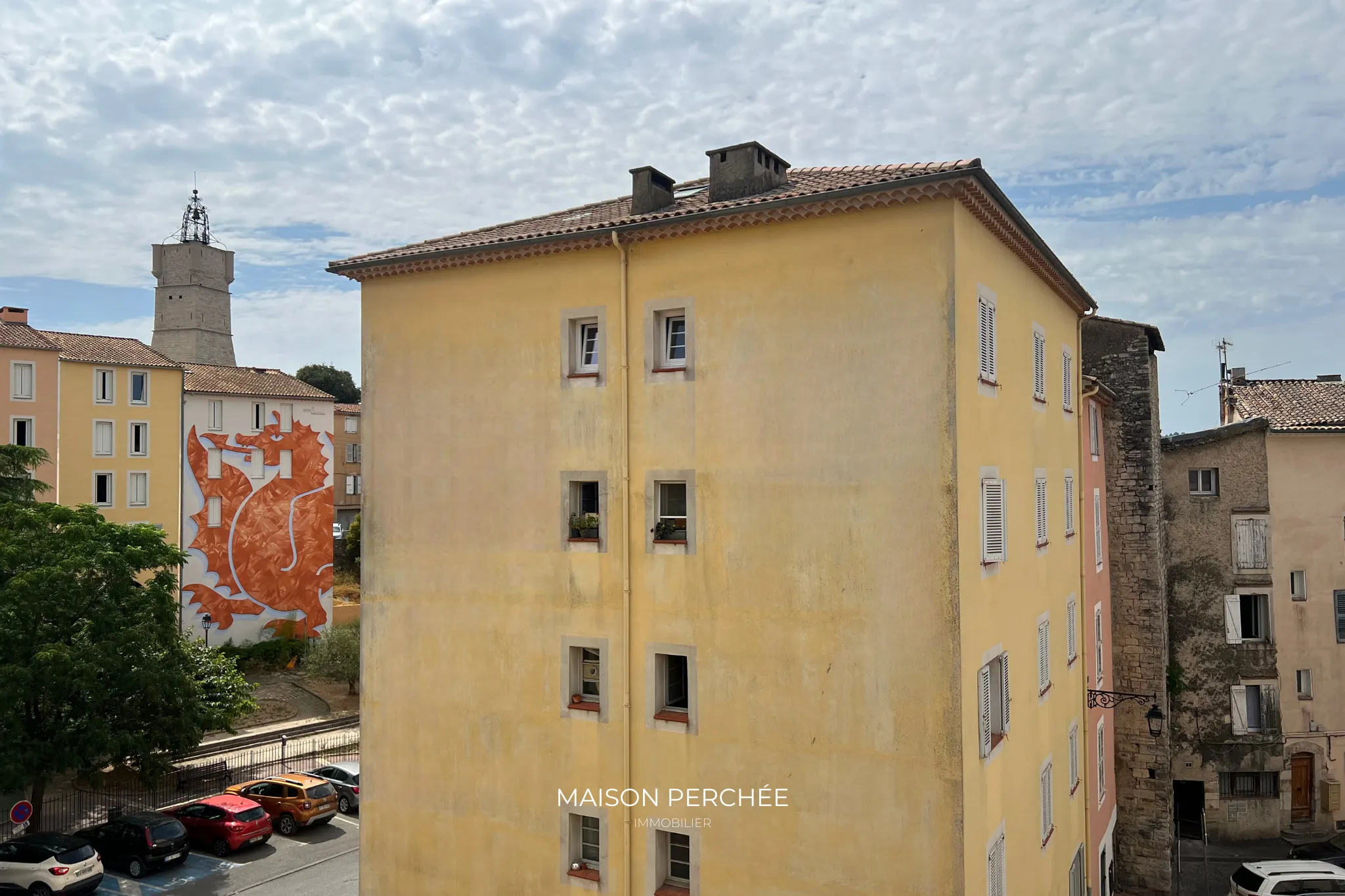 Charmant appartement de 58 m² avec 2 chambres à Draguignan, secteur historique 