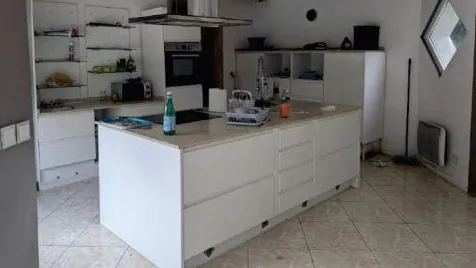 Villa spacieuse avec 4 chambres à Hinx à partir de 50 000 € 