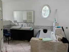 Villa spacieuse avec 4 chambres à Hinx à partir de 50 000 € 