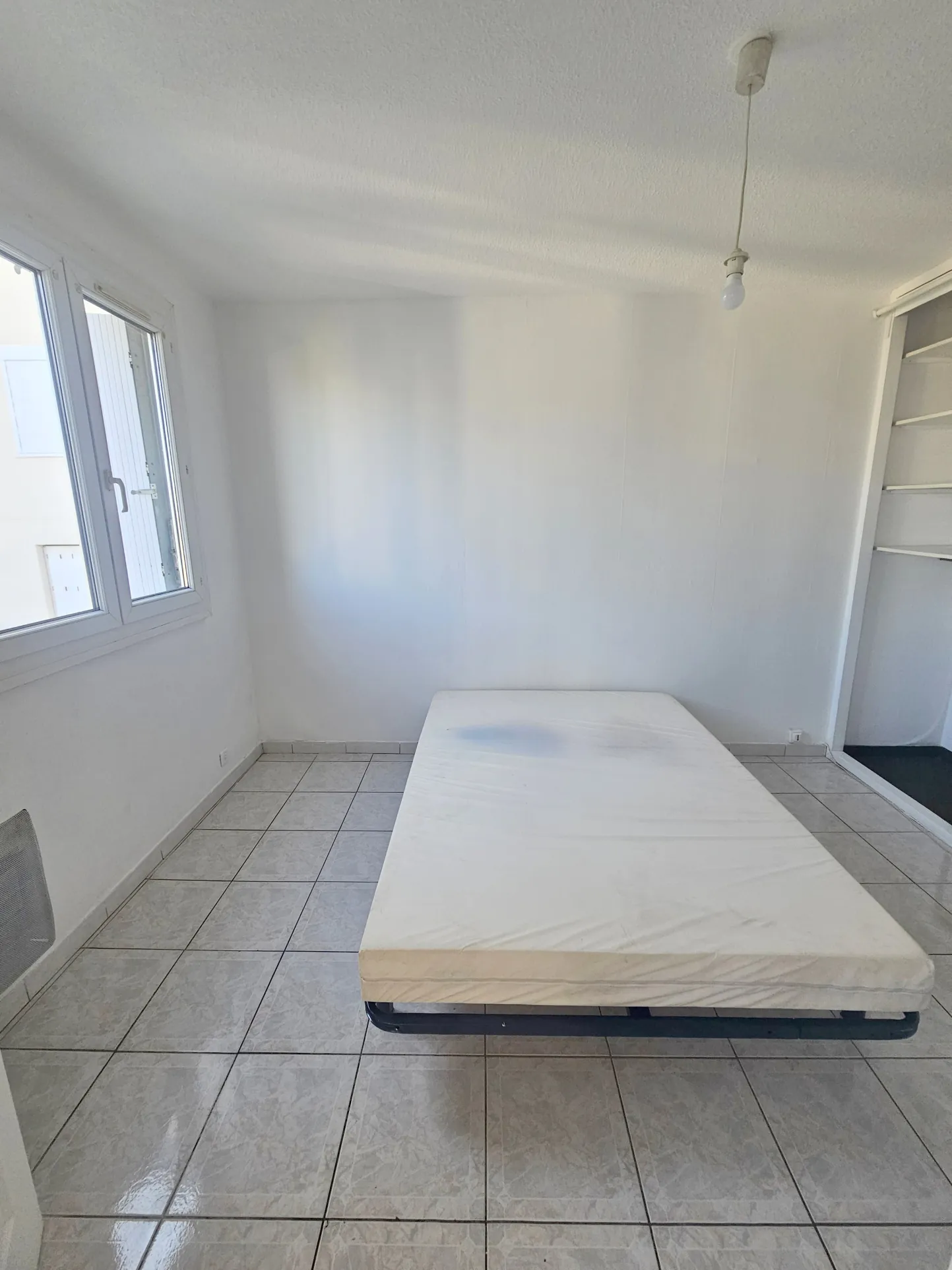 Appartement T2 à Montpellier Martelle avec terrasse, parking et cave 