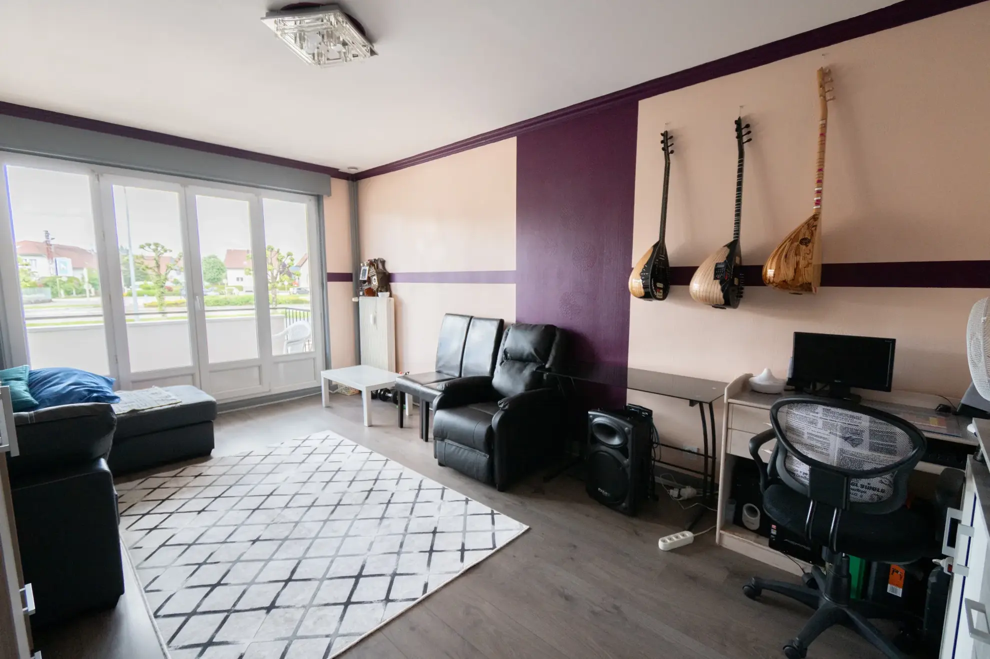 Appartement T2 avec Balcon, Cave et Garage à Pontarlier 