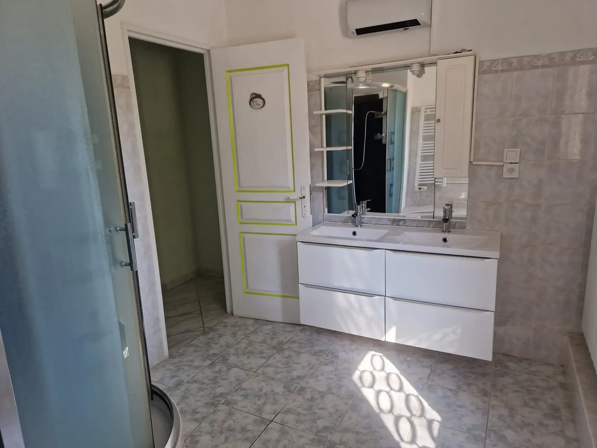 Appartement 4 pièces à vendre à Vitrolles près de la plage des Marettes 