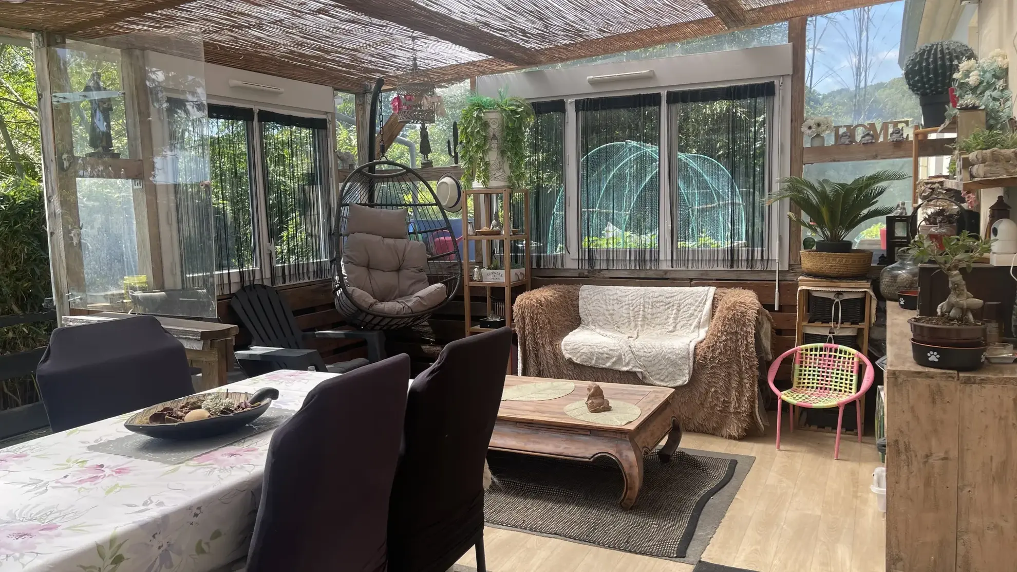 Pavillon de 4 chambres avec grand jardin, calme proche Noyon et Chauny 