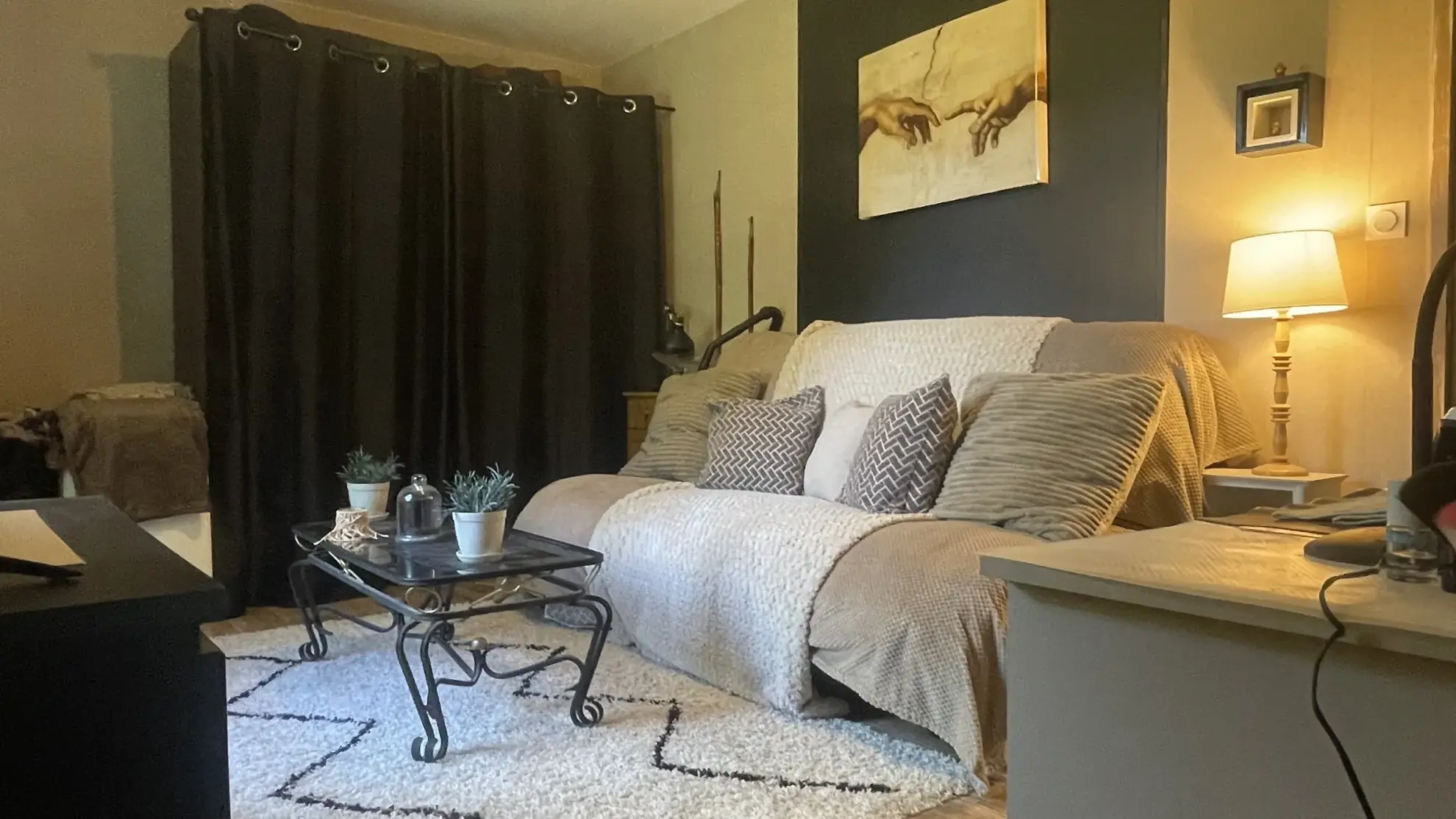 Pavillon de 4 chambres avec grand jardin, calme proche Noyon et Chauny 