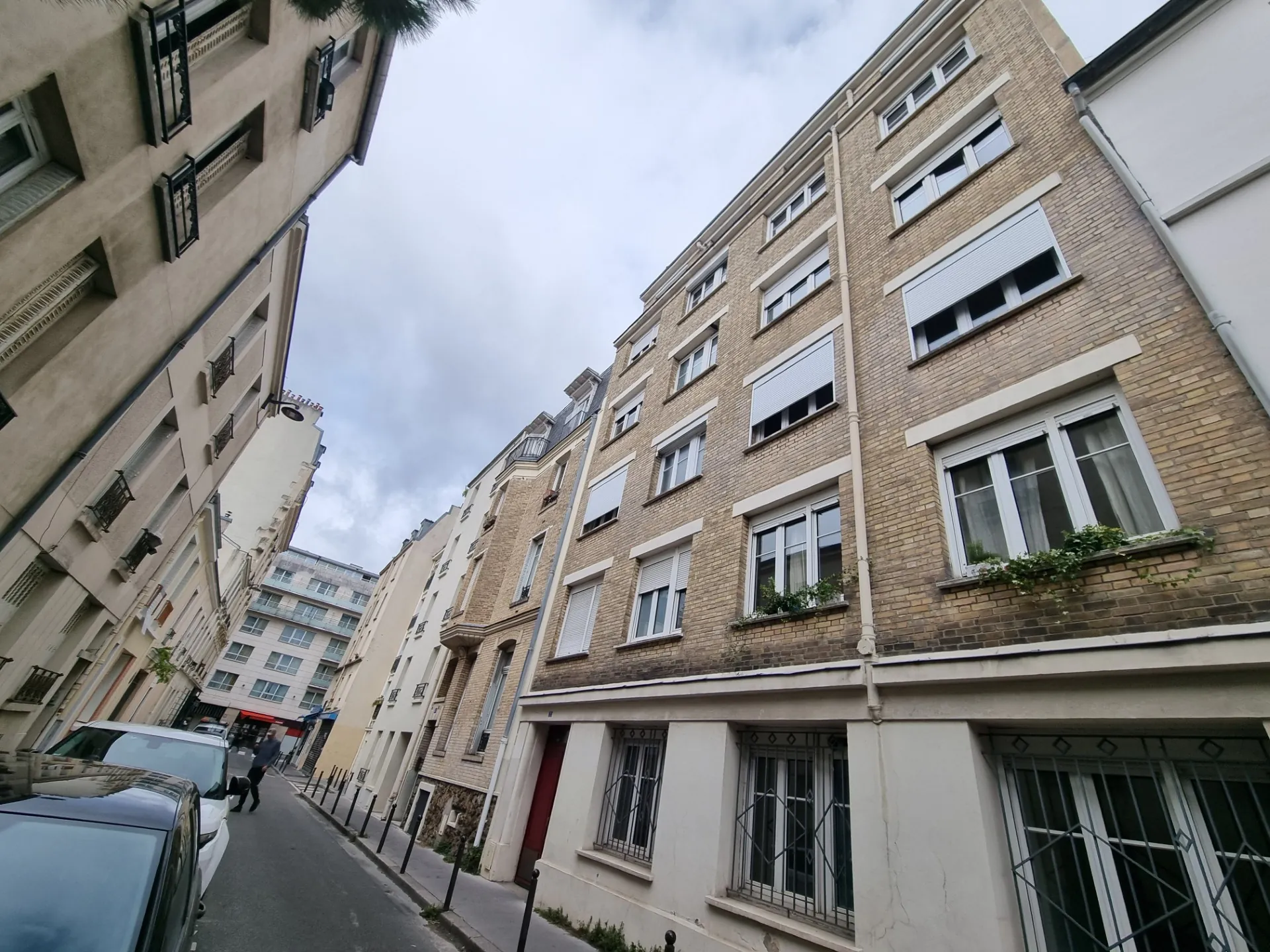 Charmant studio lumineux de 19,79 m² à Paris 14, calme et bien optimisé 