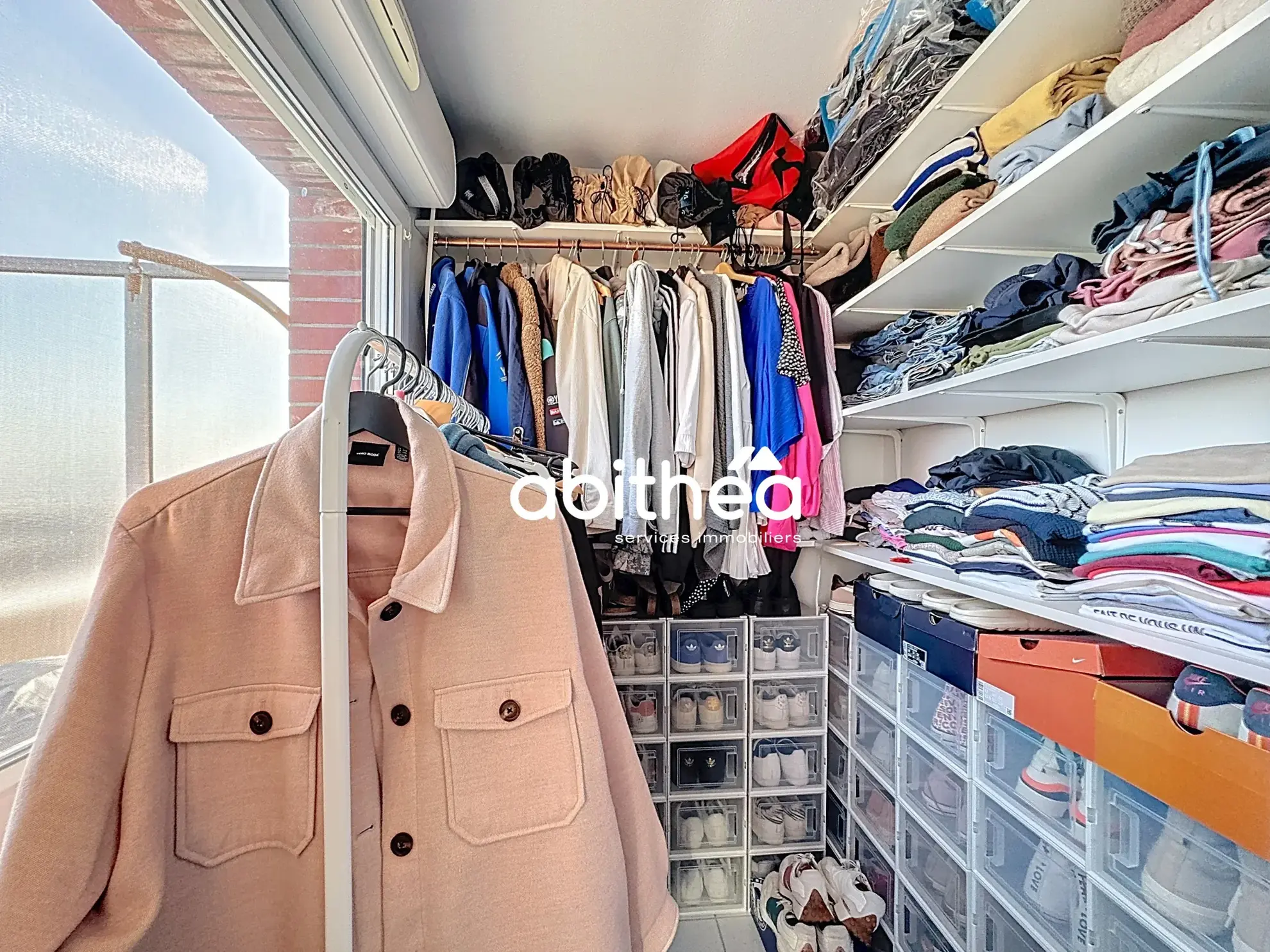 Appartement T2 avec balcon et parking à Lens – Résidence sécurisée 