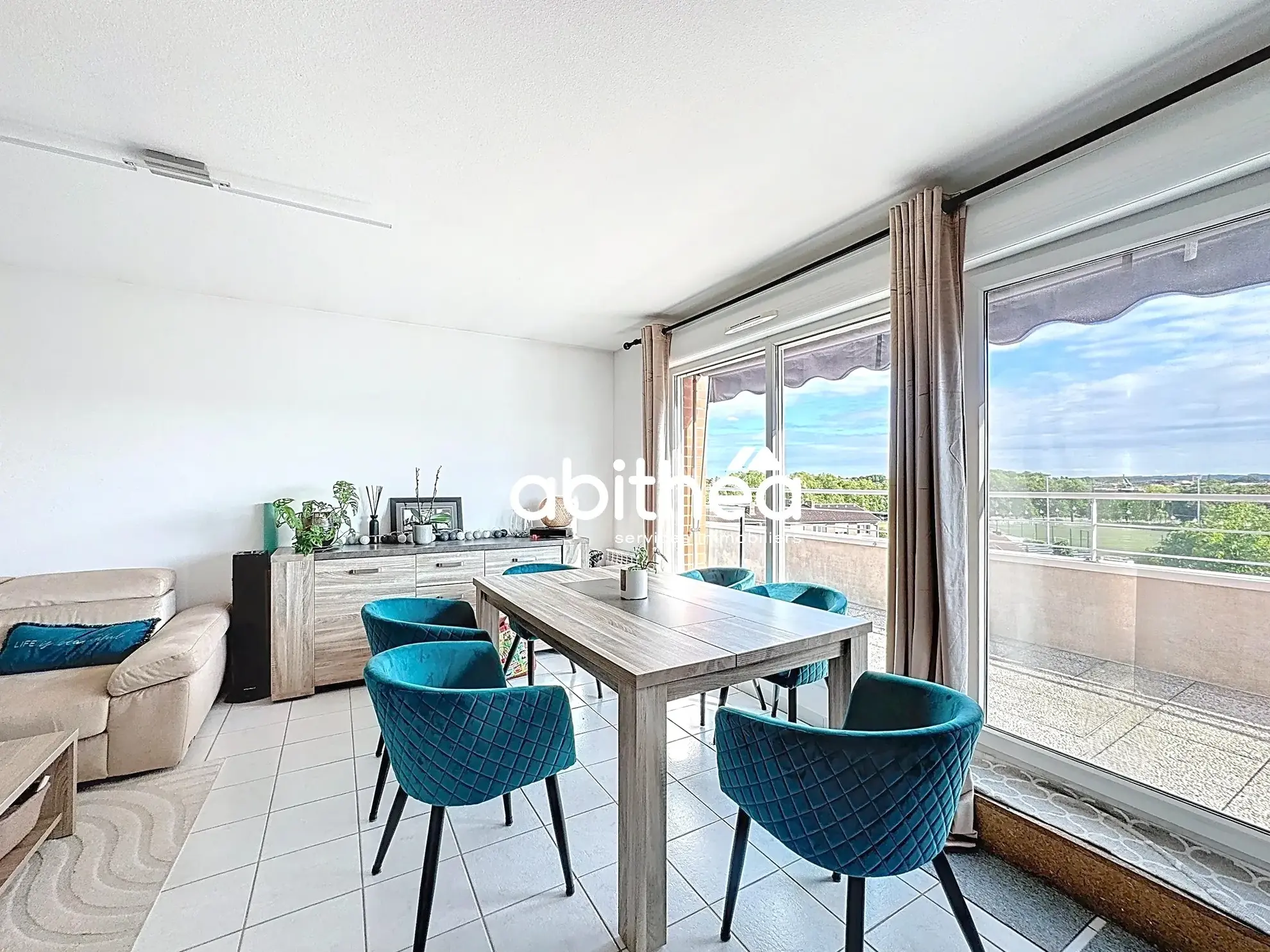 Appartement T2 avec balcon et parking à Lens – Résidence sécurisée