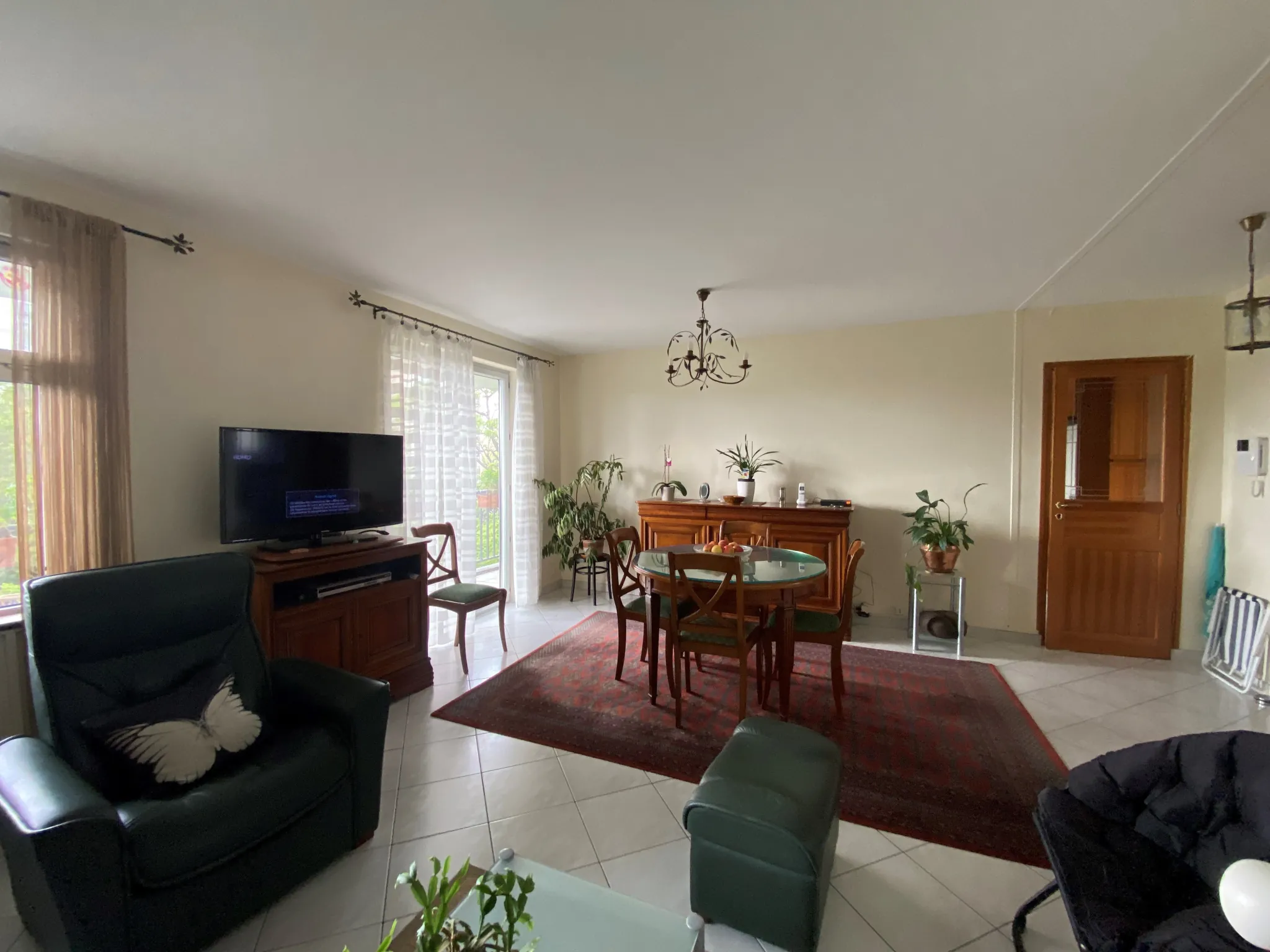 Appartement familial de 4 pièces à Massy, proche du métro et avec balcon de 14 m² 