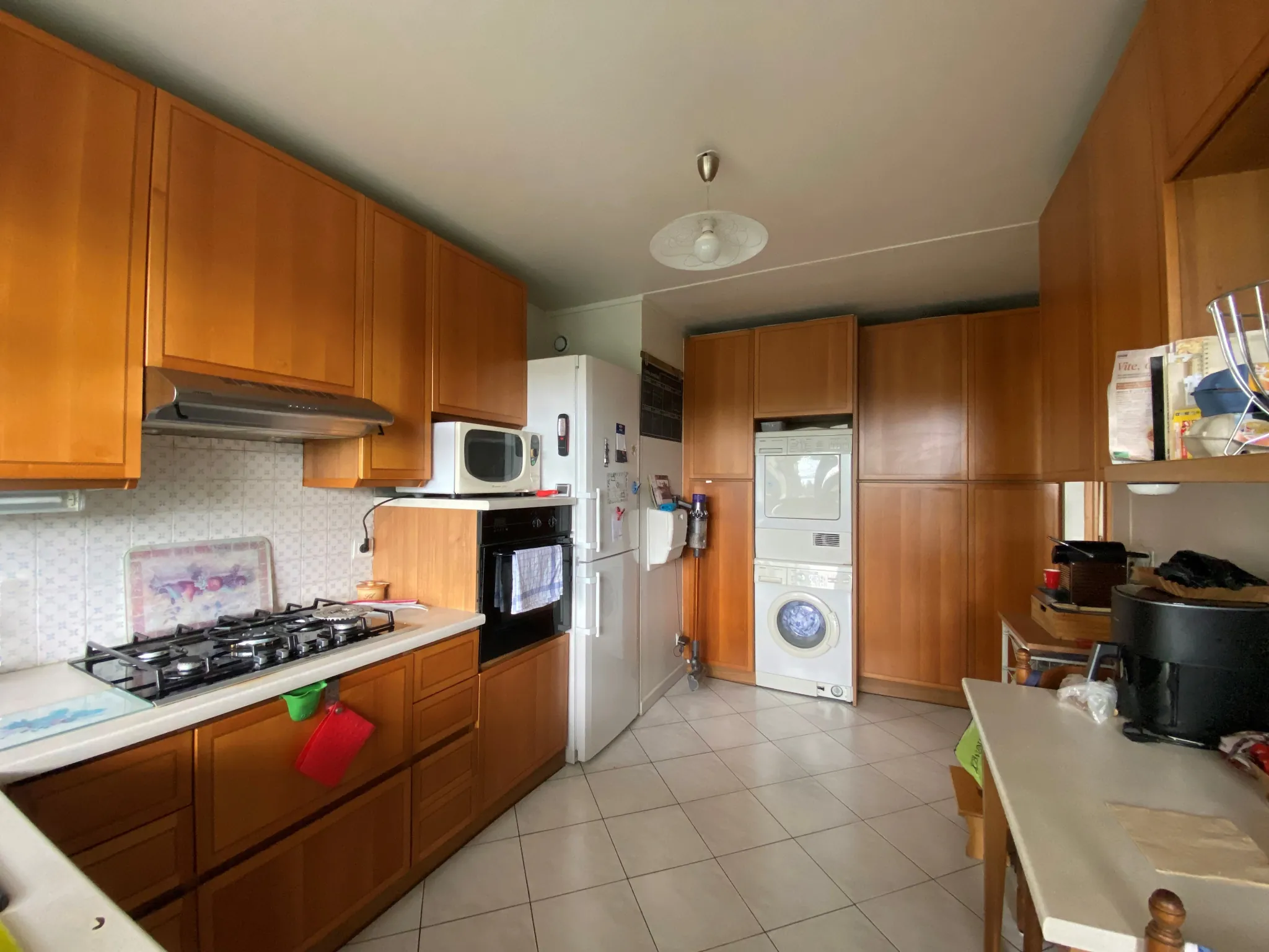 Appartement familial de 4 pièces à Massy, proche du métro et avec balcon de 14 m² 