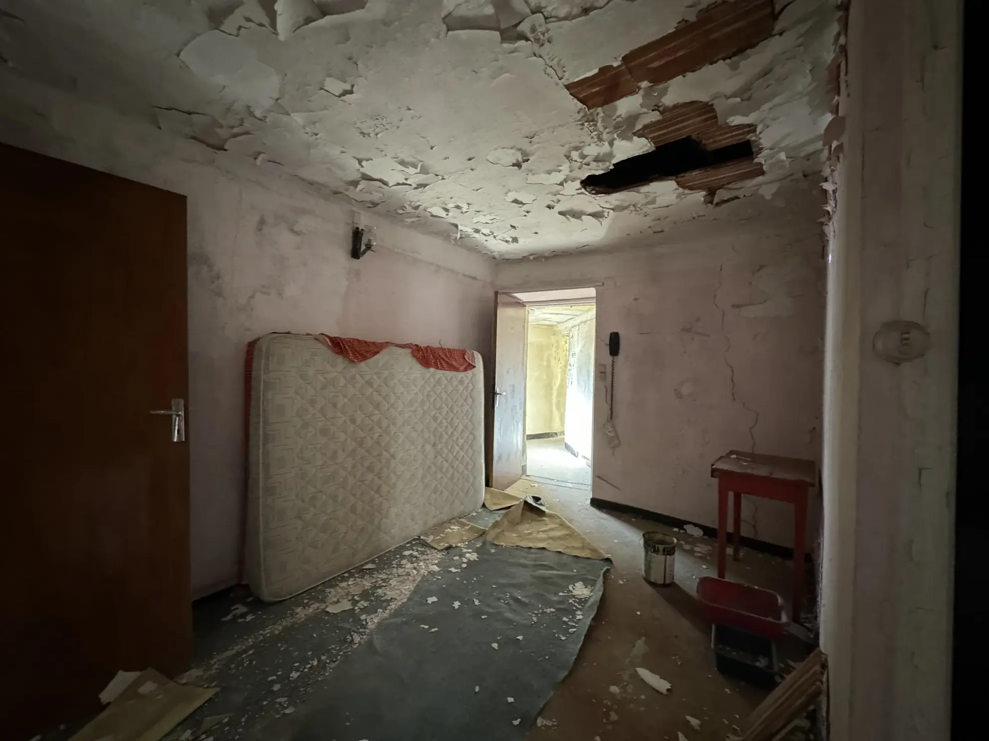 Immeuble à rénover au centre-ville de Saint Jean du Gard, 580 m², potentiel appartements, prix attractif 