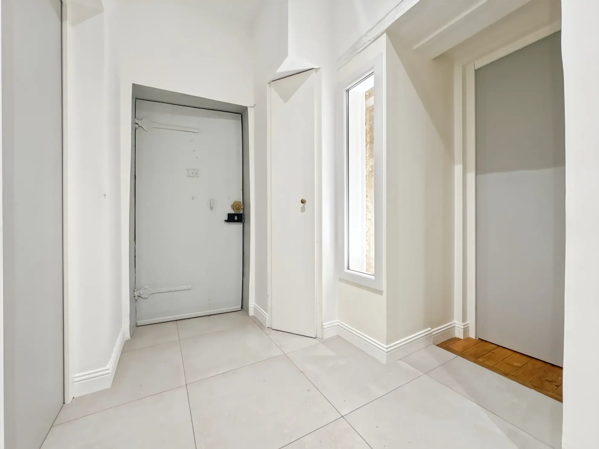 Studio à vendre dans le centre historique de Trévoux, charmant et rénové 