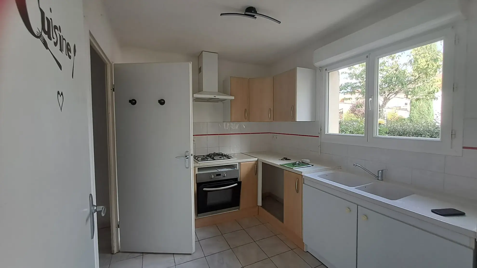 Maison 3 pièces avec terrasse et 2 parkings à Villeneuve-sur-Lot 