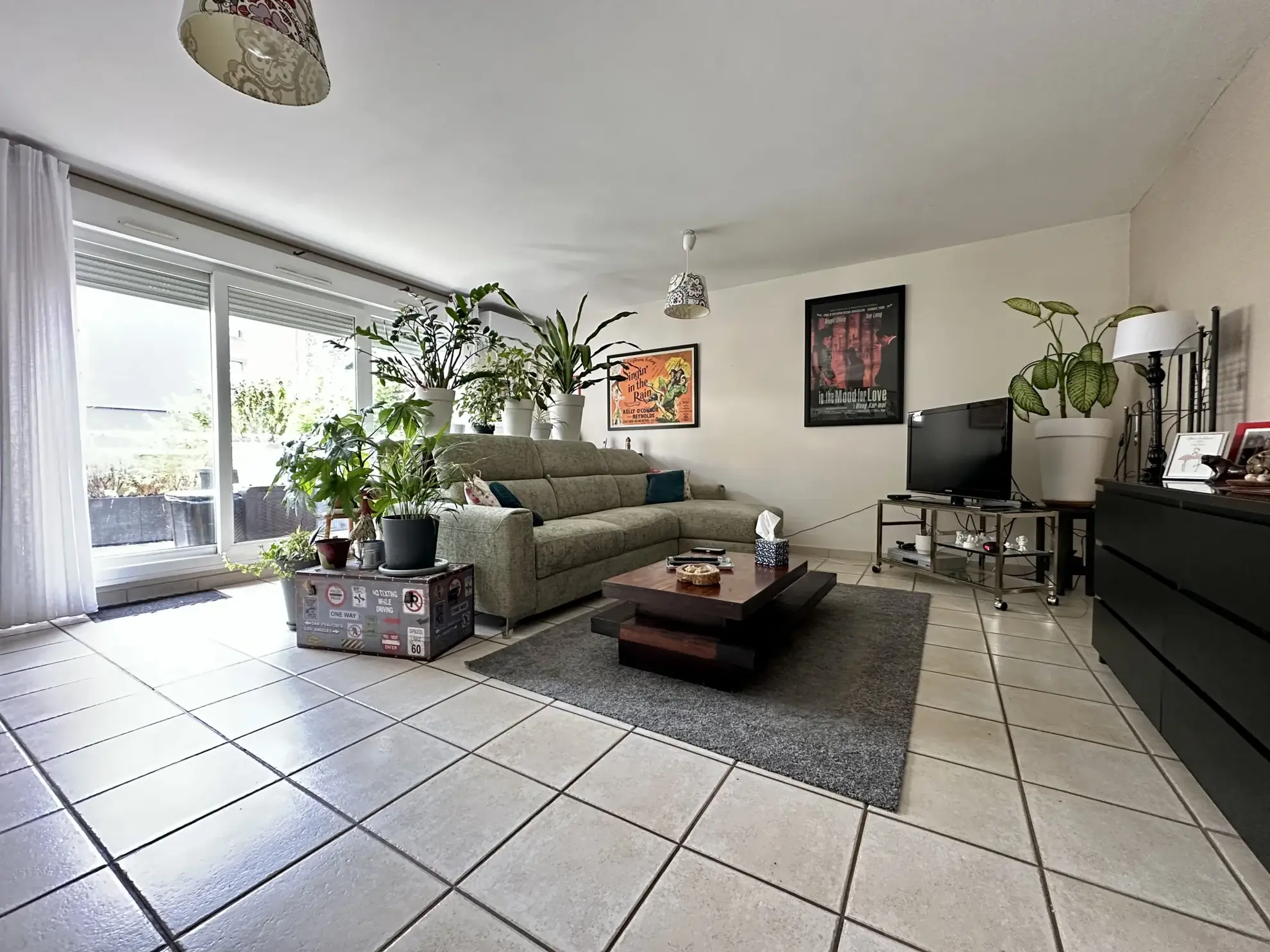 Bel appartement T2 avec terrasse, garage et parking à Aubière 