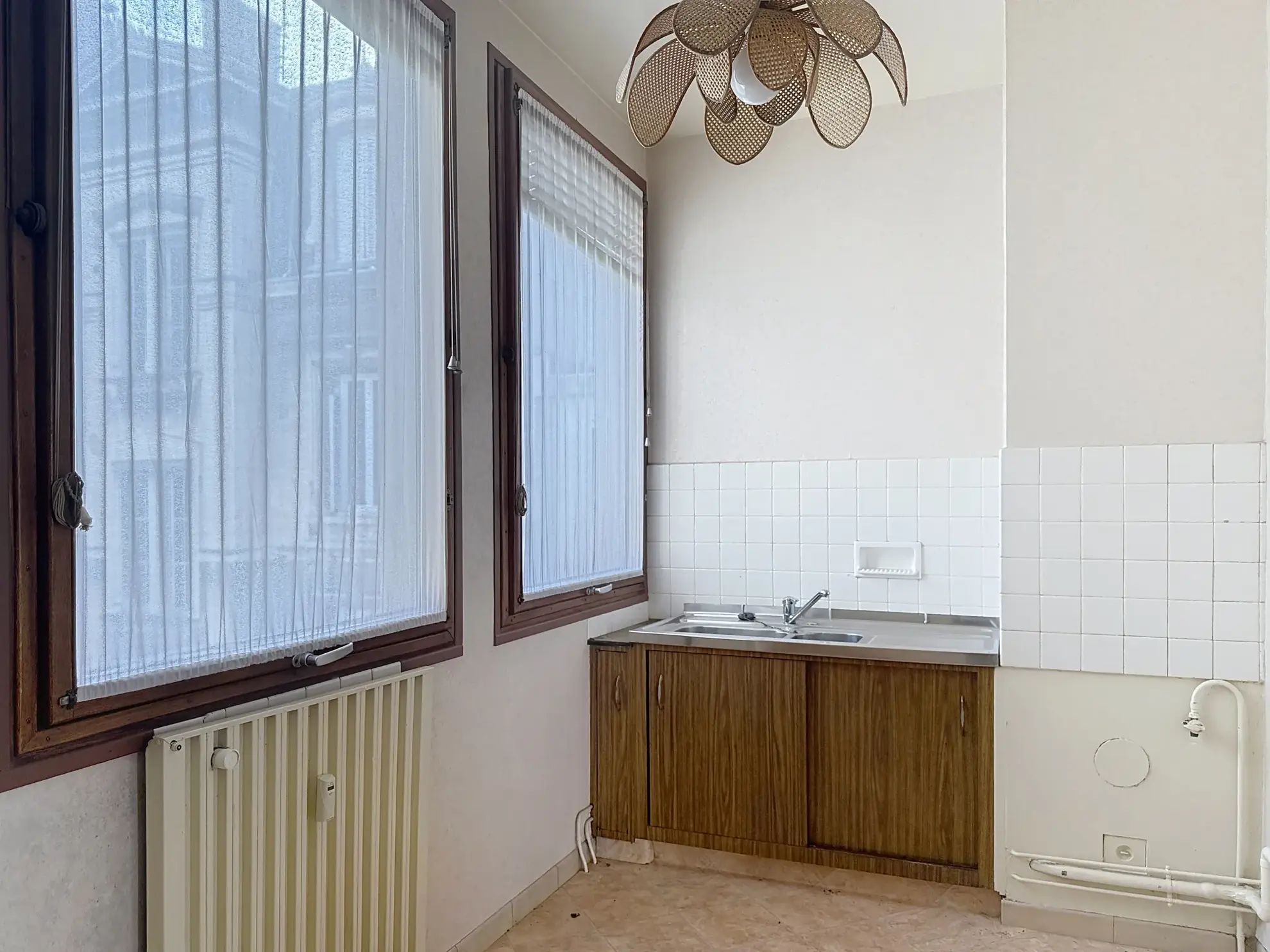 Appartement T4 de 80 m² avec balcon en centre-ville de Saint-Étienne 