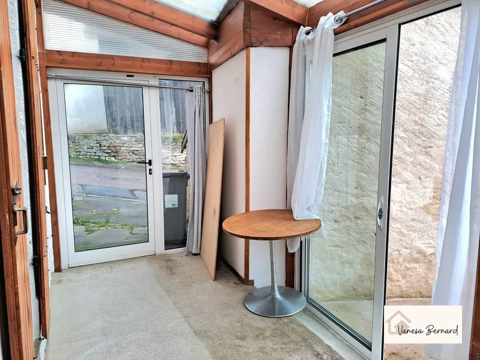 Propriété à Poussay - Maison, grange et grand terrain aménagé 