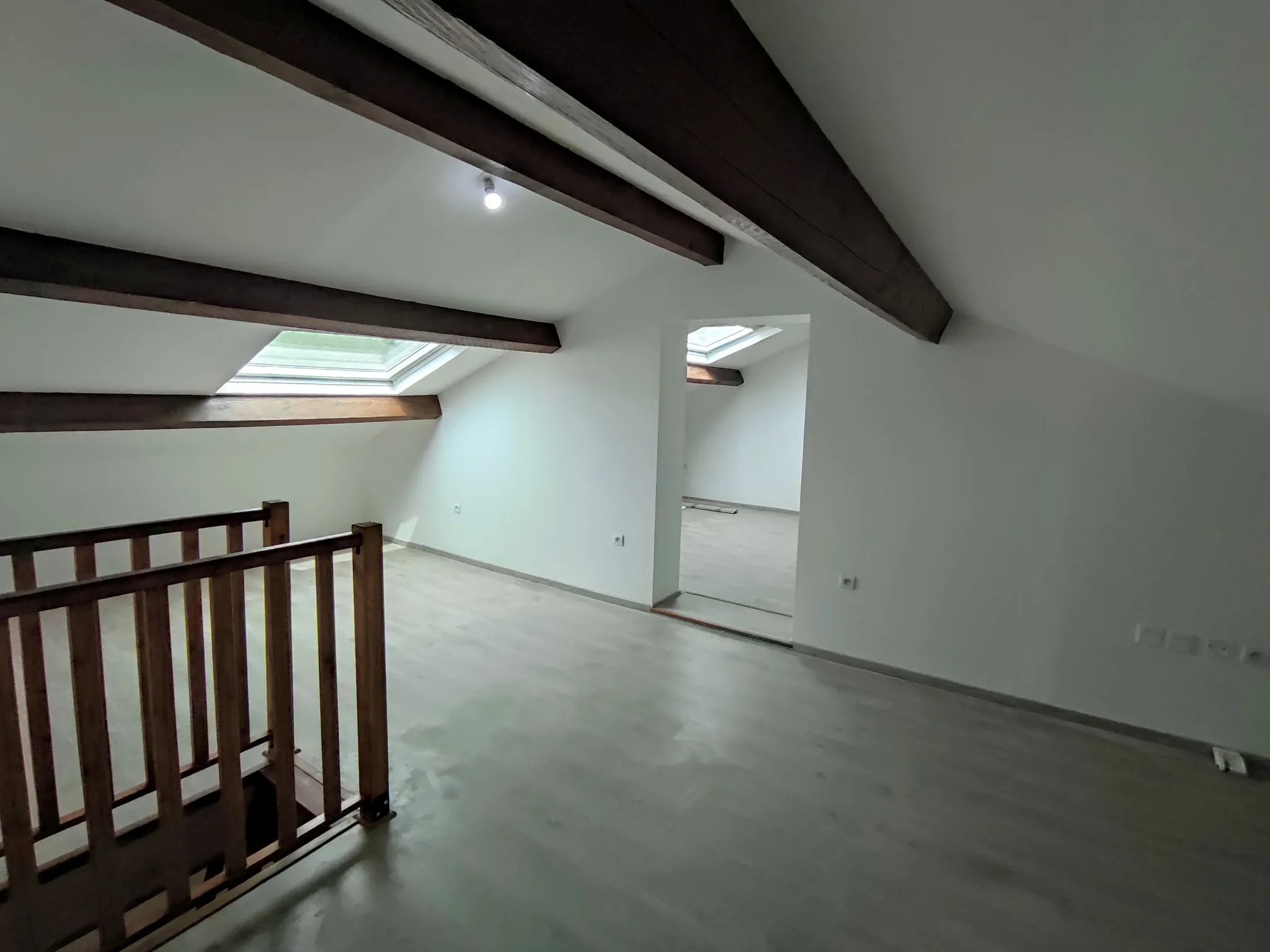 Appartement Duplex T5 de 109 m2 avec Terrasse à Champclauson 