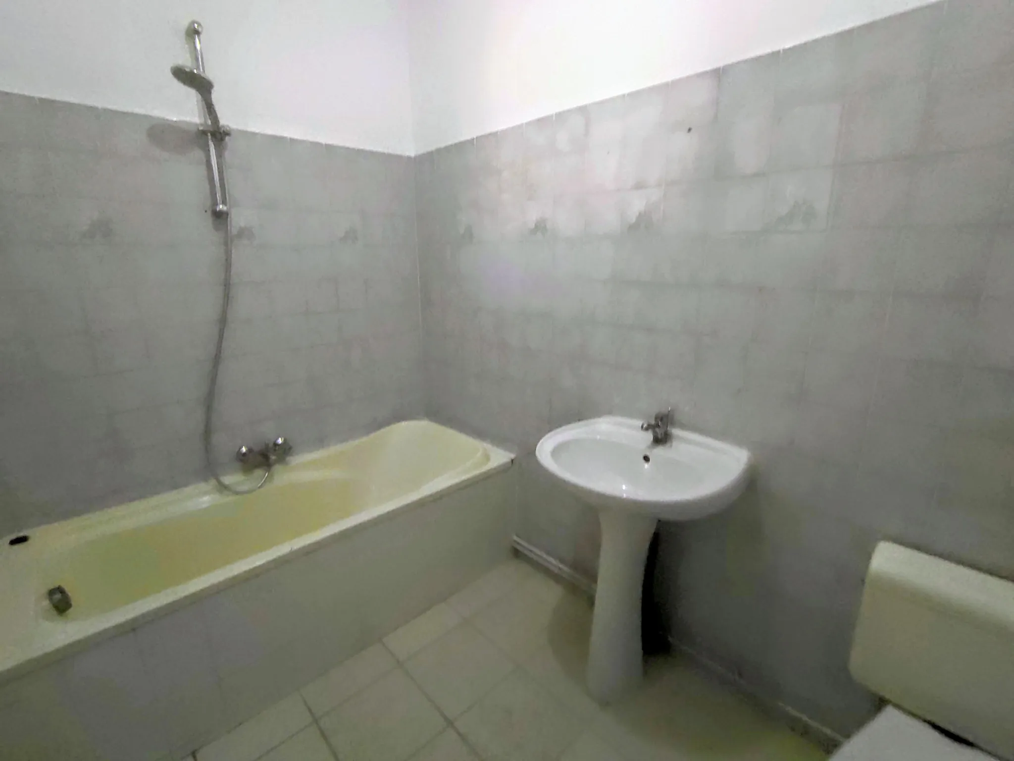 Appartement Duplex T5 de 109 m2 avec Terrasse à Champclauson 