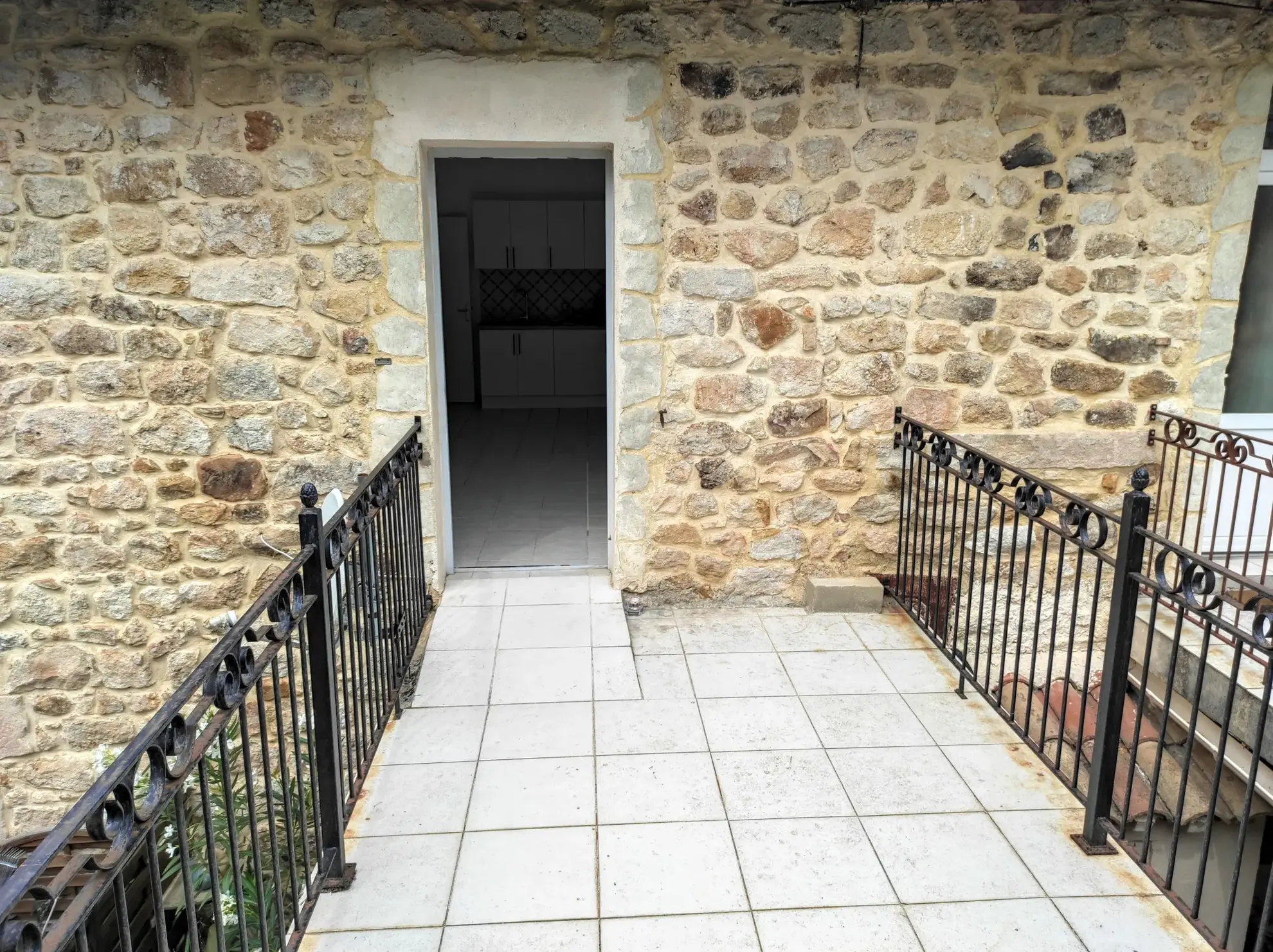 Appartement Duplex T5 de 109 m2 avec Terrasse à Champclauson 