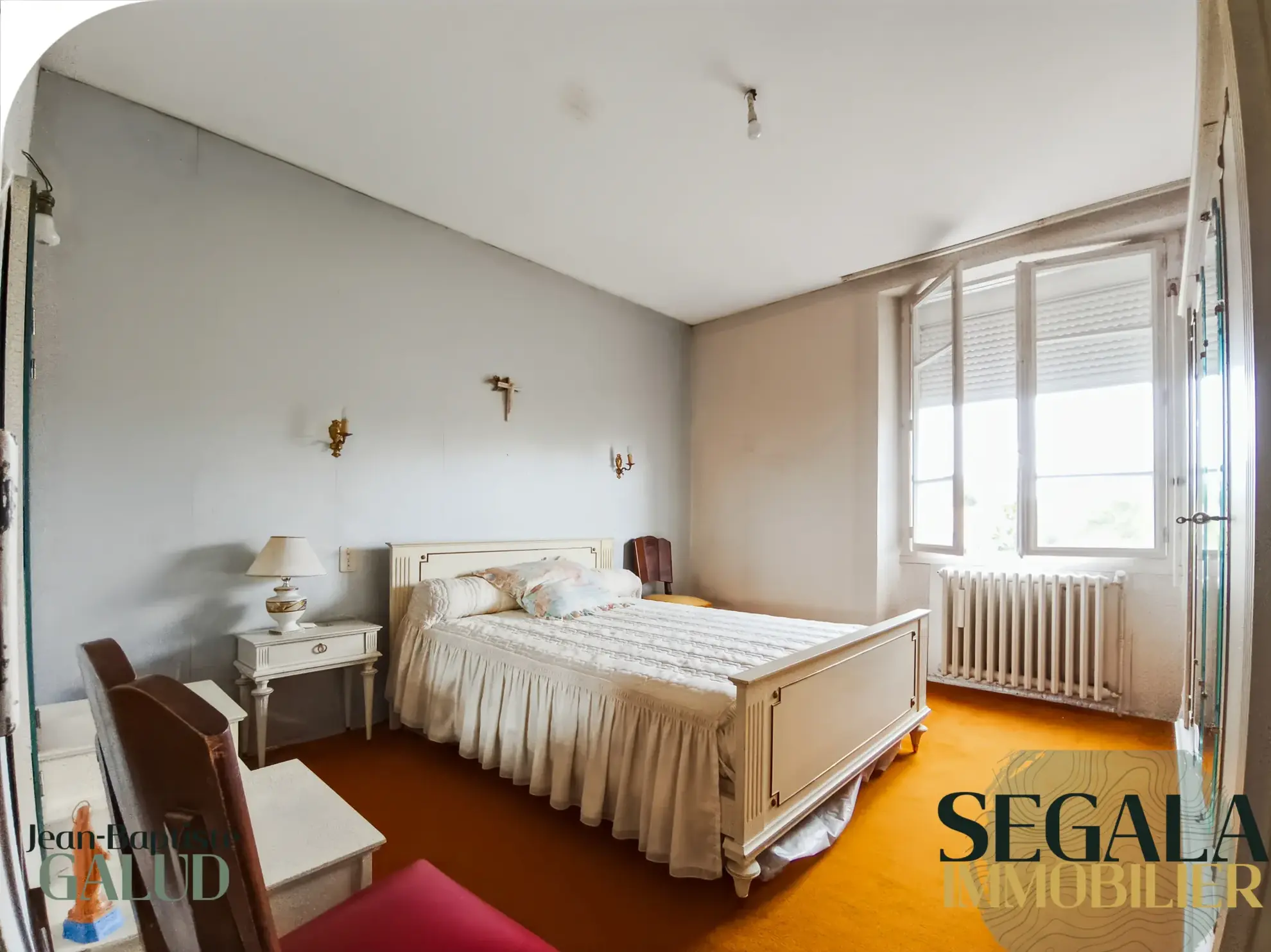 Maison en pierre à Carmaux avec grand potentiel et jardin arboré 