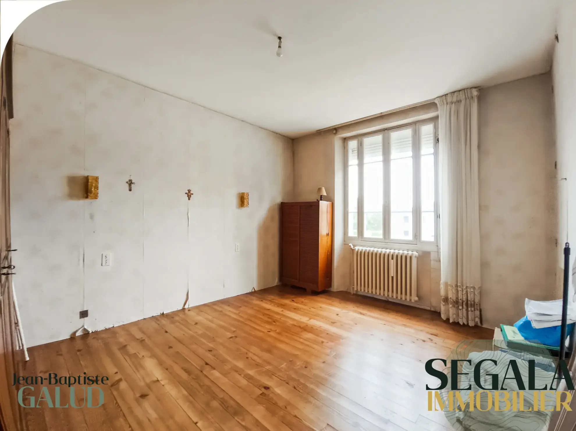 Maison en pierre à Carmaux avec grand potentiel et jardin arboré 