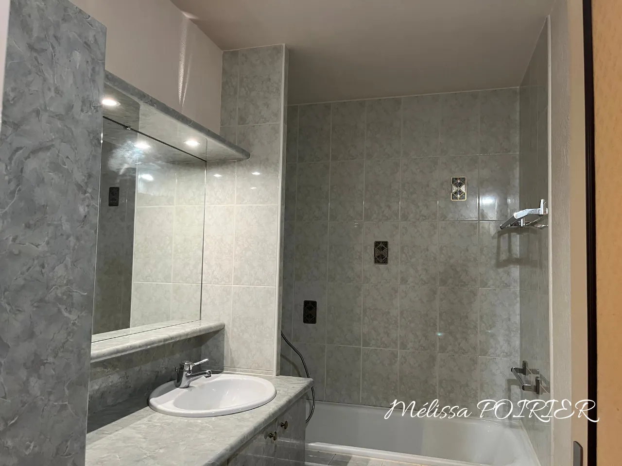 Appartement T4 de 77 m² proche gare et centre-ville à Cholet 