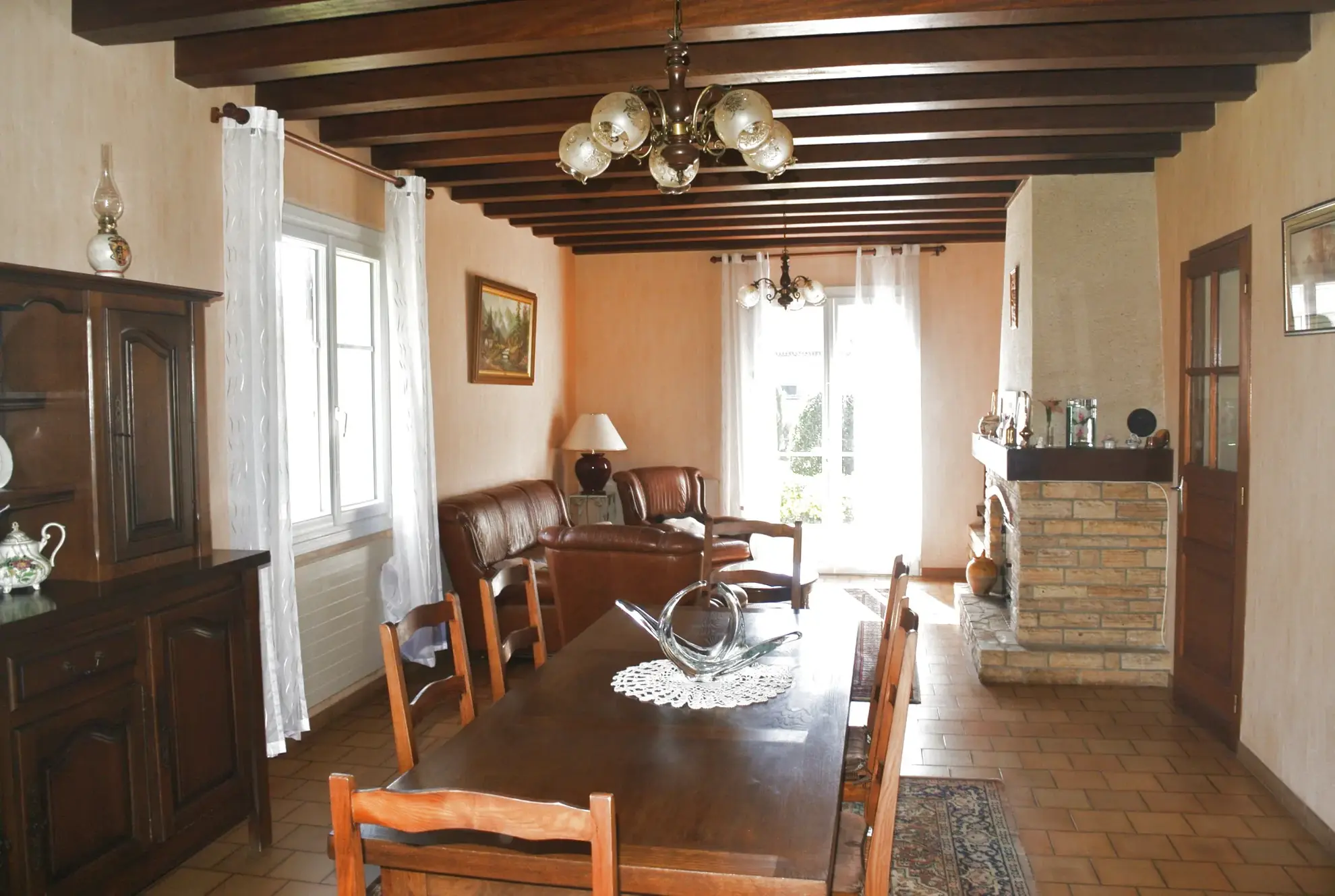 Maison de plain-pied à Lavergne avec terrasse et jardin - Rénovée 