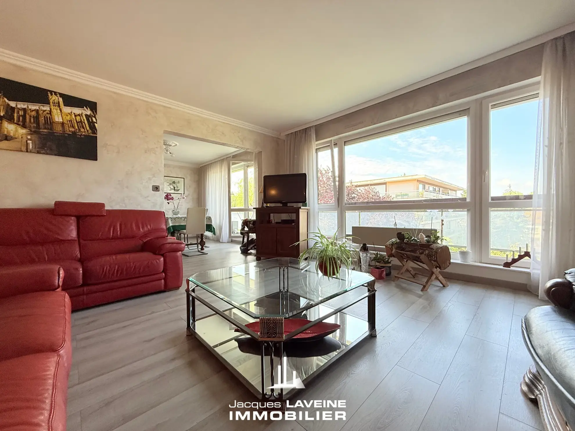 A vendre appartement 5 pièces de 130m² à Metz Vallières avec balcon et parking privé 