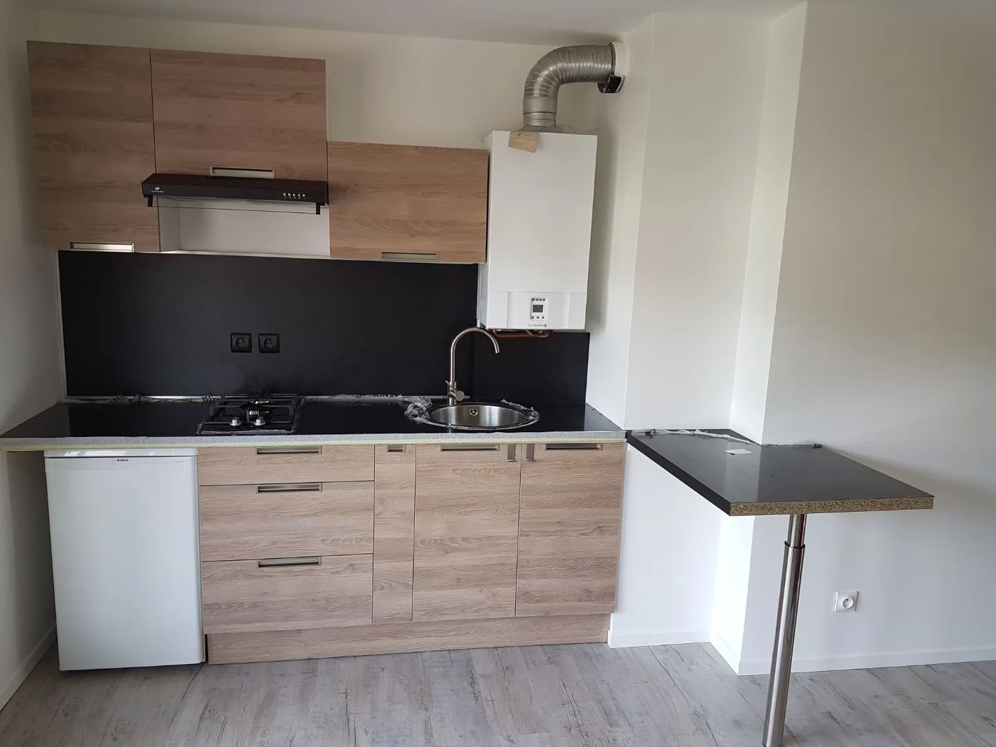 Appartement T2 à Cluses avec balcon, cave et parking - Investissement idéal 