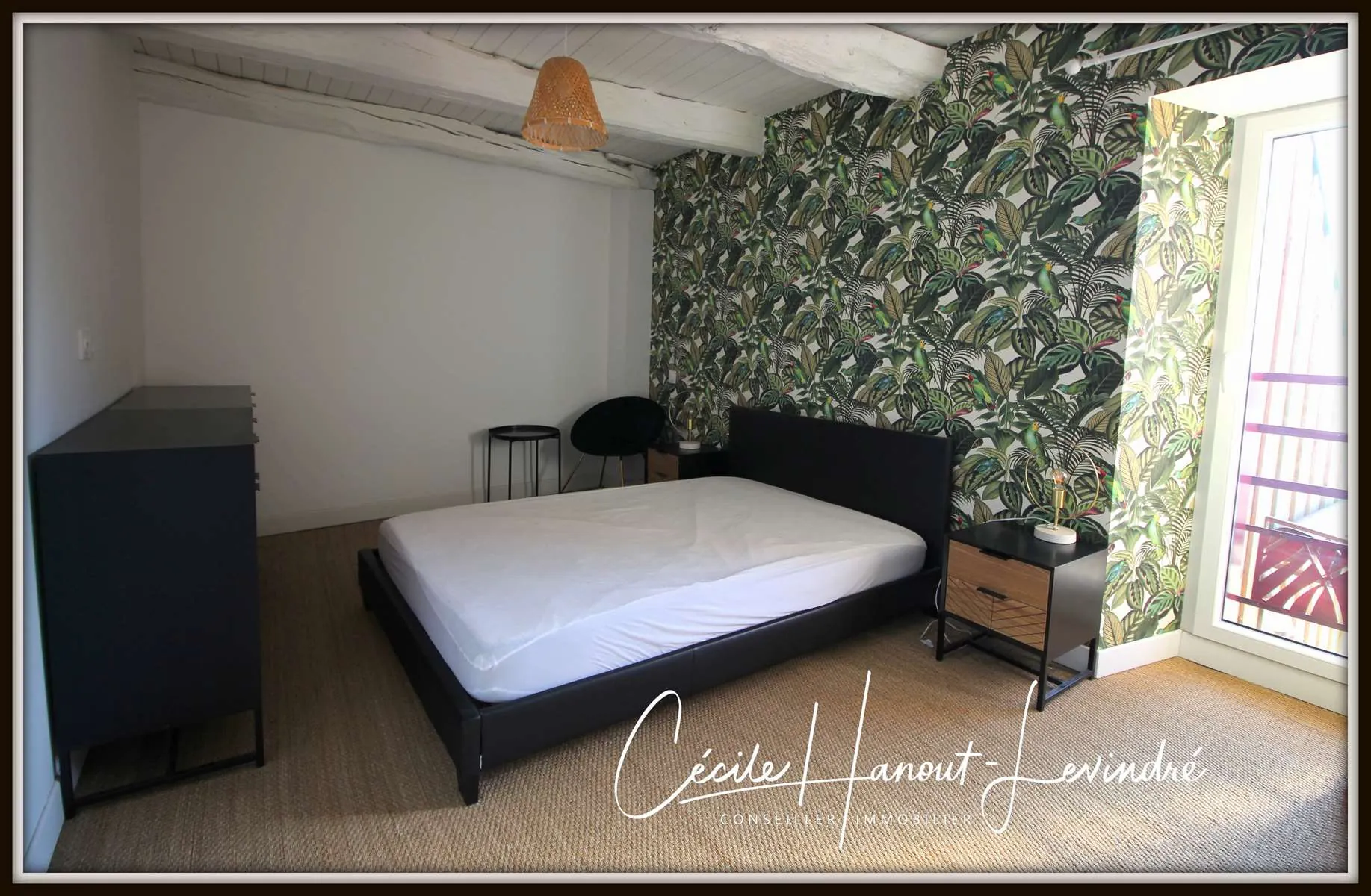 Maison en pierre rénovée à Sains - 98 m² avec terrain constructible de 720 m² 