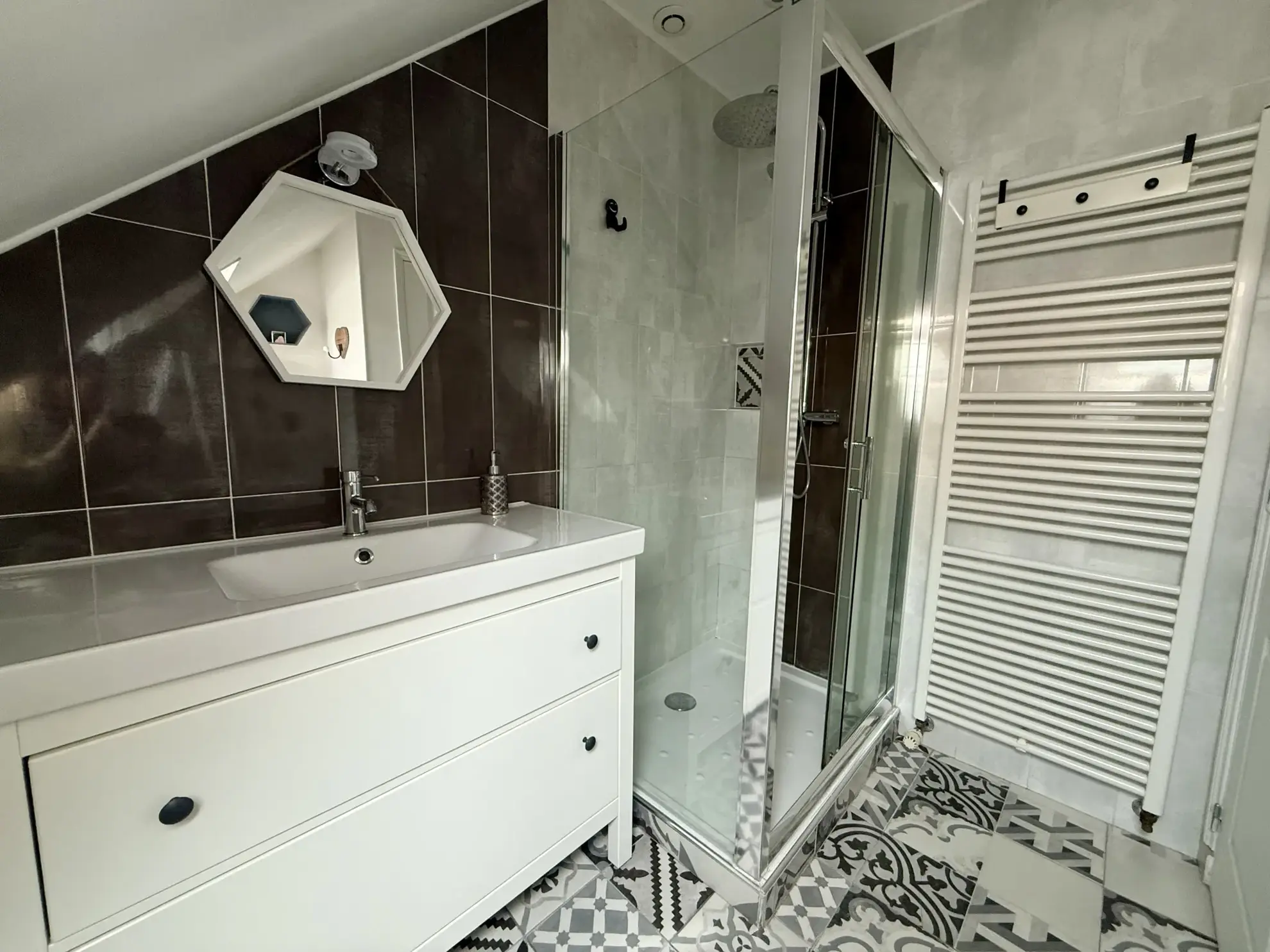 Maison chaleureuse de 99m² avec jardin à Troyes proche du centre-ville 