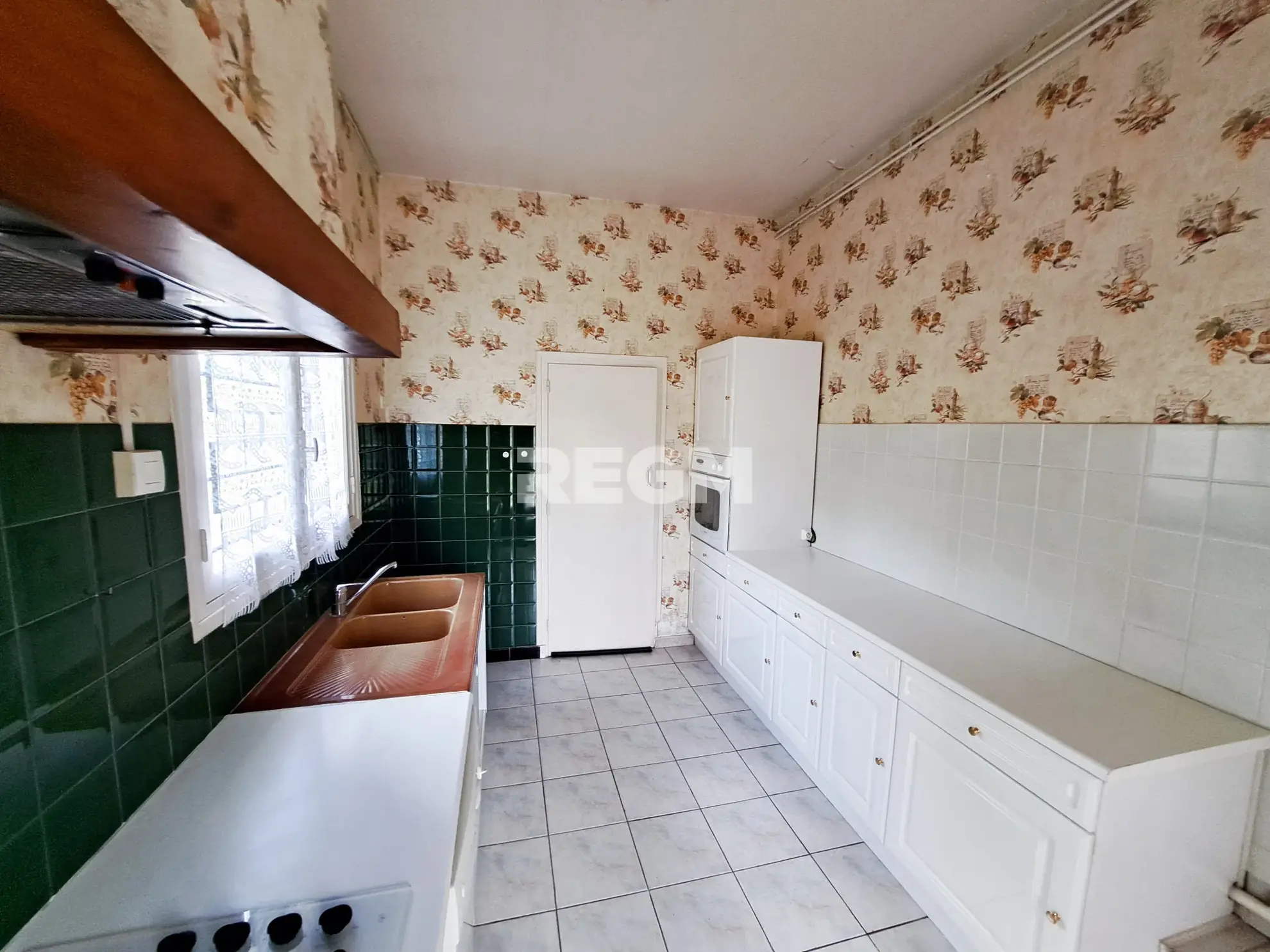 Maison de Bourg avec 2 à 3 chambres à Gardonne près des commodités 