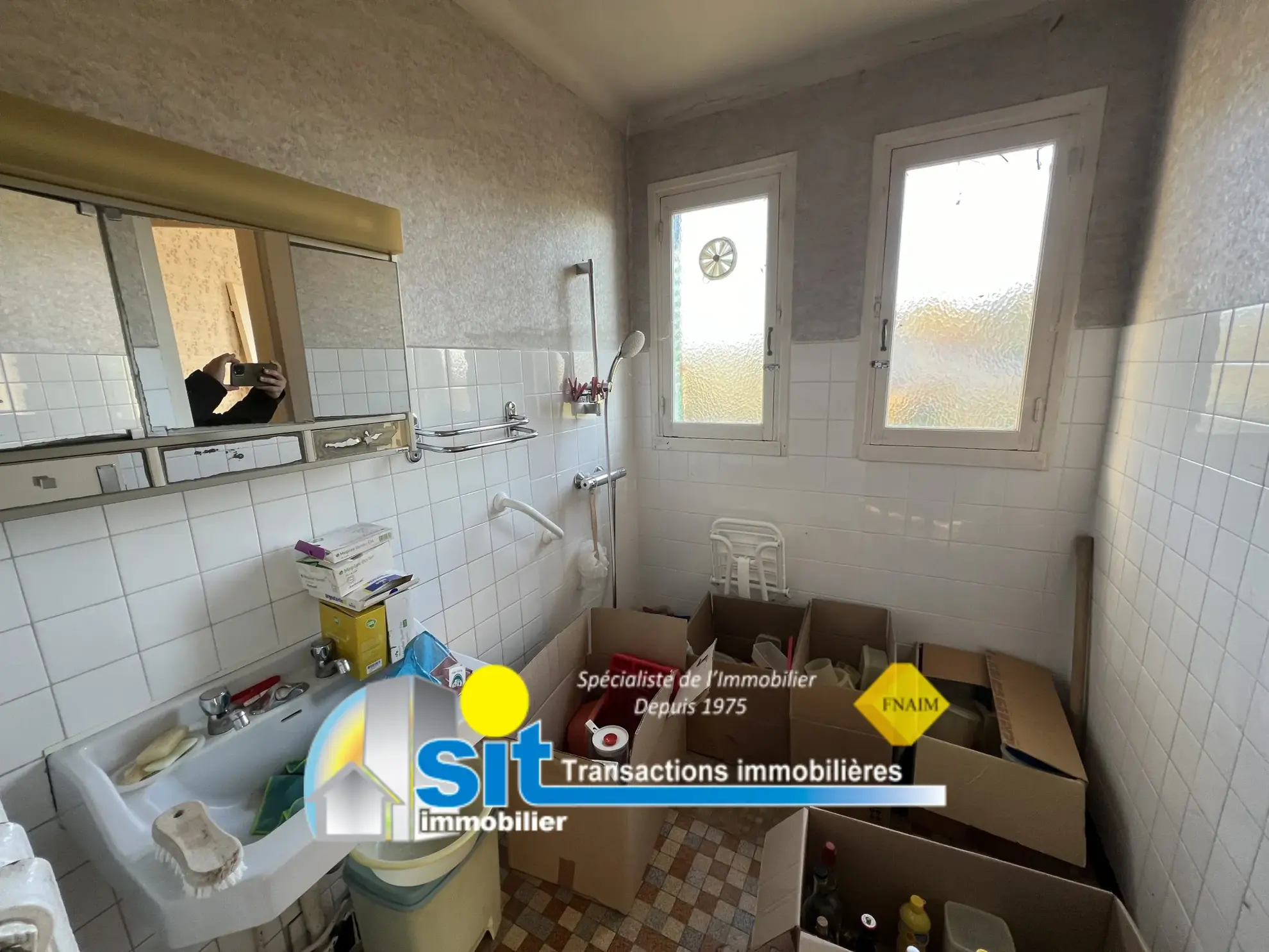 Maison à Chonas L'Amballan de 82 m² avec jardin et potentiel de rénovation 